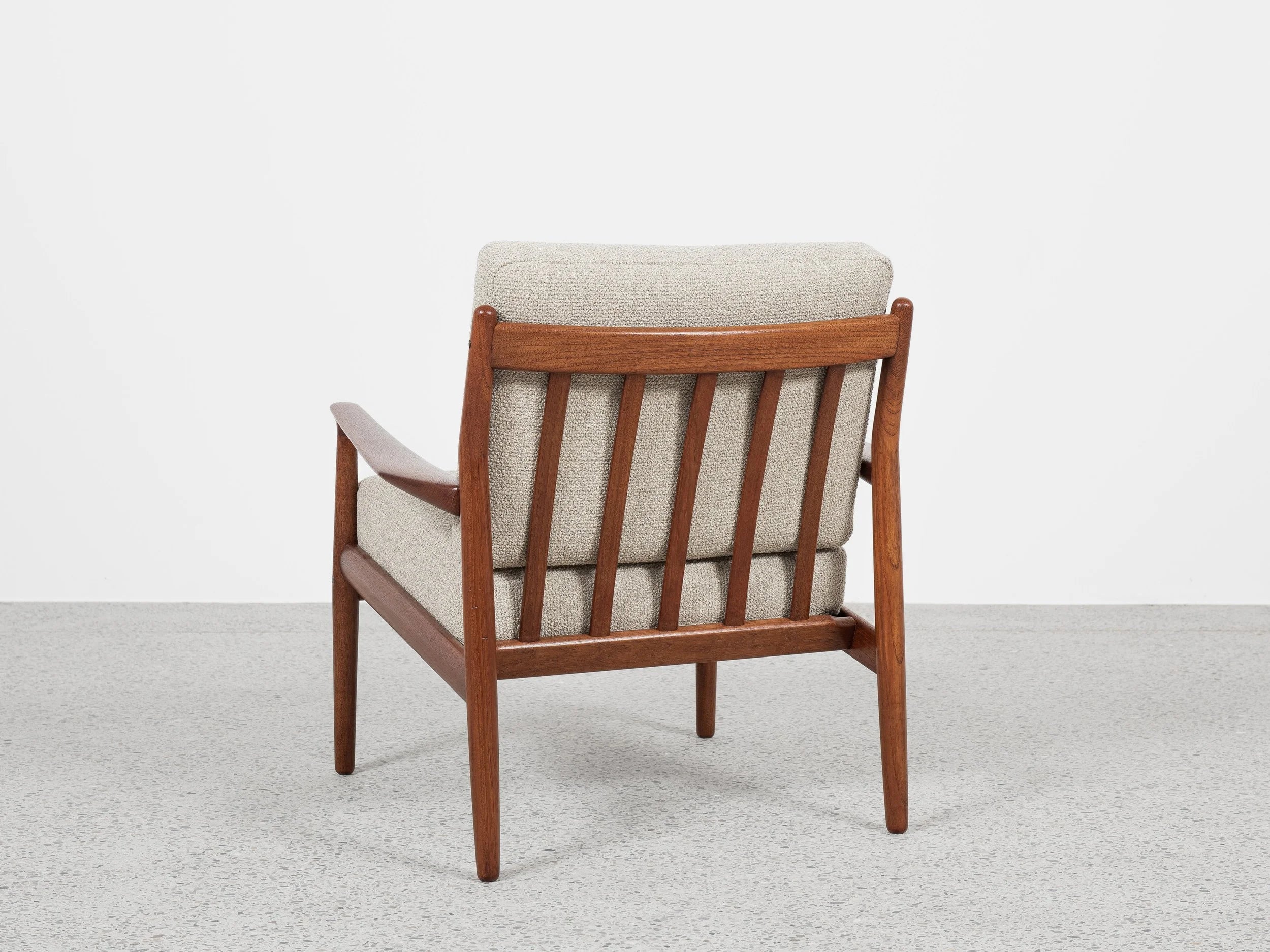 Midcentury_Danish_easy_chair_in_teak_by_Svend_Aage_Eriksen_for_Glostrup_1960s