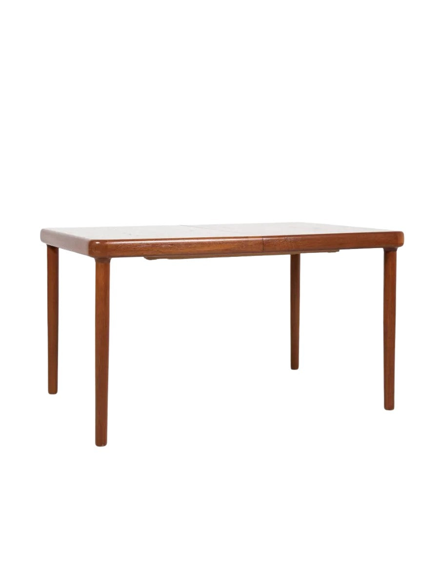Midcentury_extendable_dining_table_in_teak_1960s_with_rounded_corners_and_butterfly_extension