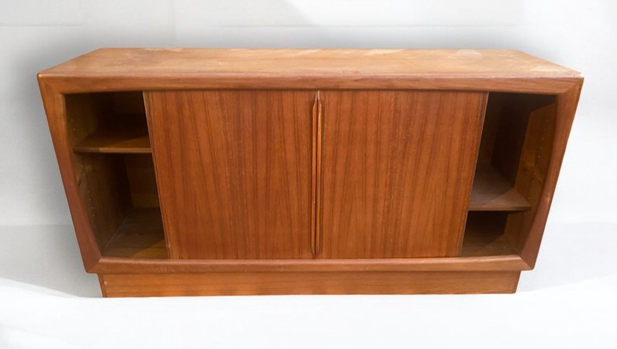 Mid-Century_Sideboard_with_6_Drawers_from_Dyrlund,_Denmark,_1960s