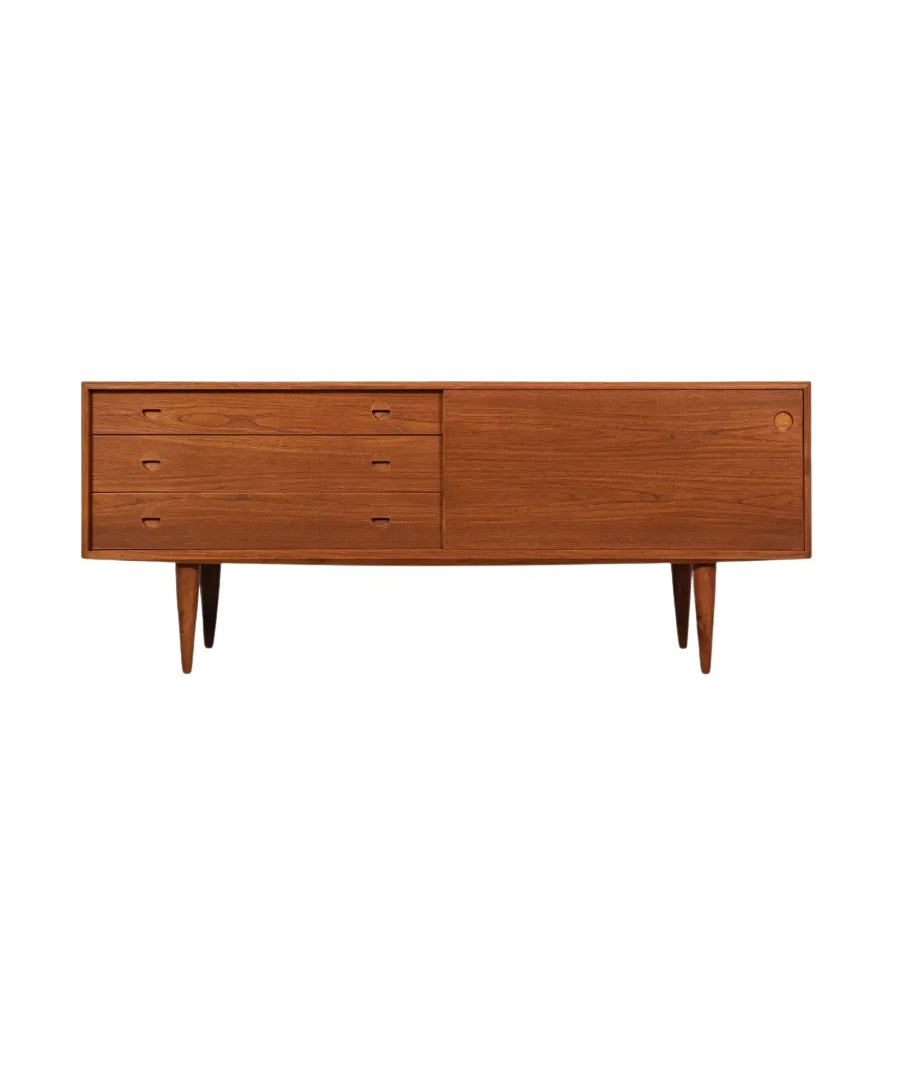 Midcentury_sideboard_by_Takashi_Okamura_&_Erik_Marquardsen_for_O._Bank_Larsen_1960s
