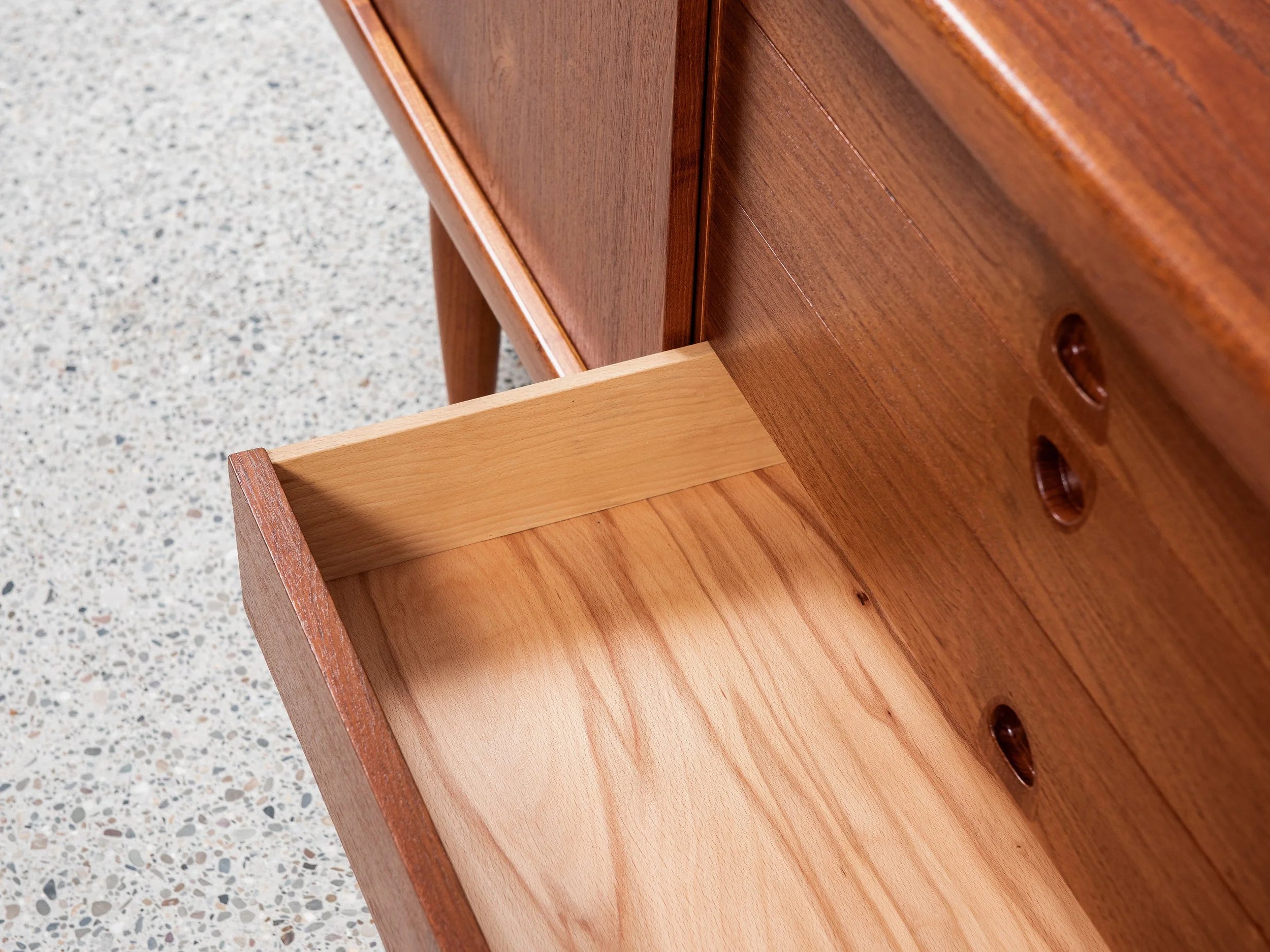 Midcentury_Danish_sideboard_in_teak_by_HW_Klein_for_Bramin_1960s