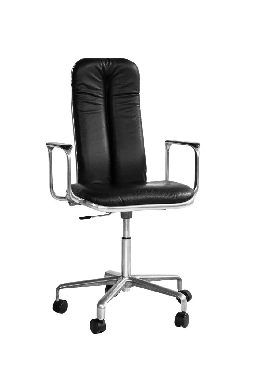 Midcentury_English_desk_chair_by_Frederick_Scott_for_Hille_1970s