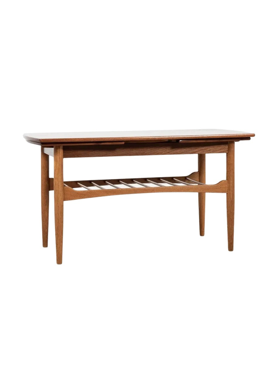 Midcentury_extendable_coffee_table_in_oak_and_teak_1960s