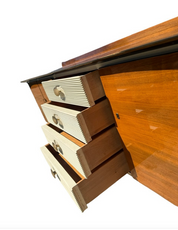 Italian_Mid_Century_Modern_Sideboard_Attributed_to_Vittorio_Dassi,_Teak_and_Brass_Credenza,_1950s