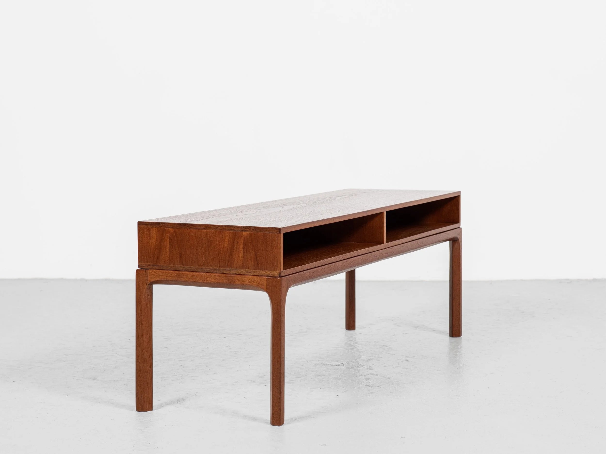 Midcentury_open_cabinet_in_teak_by_Aksel_Kjersgaard_1960s