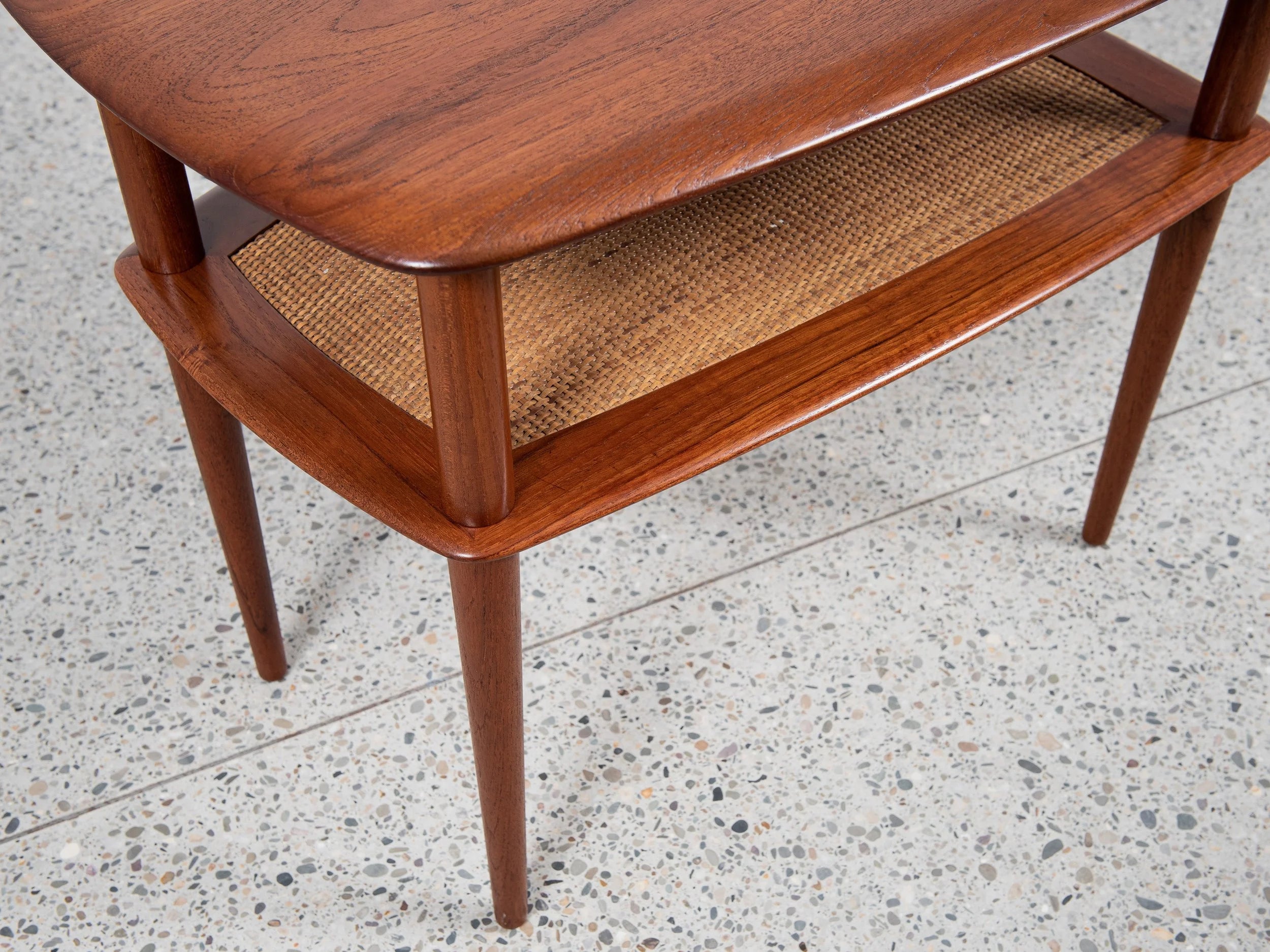 Midcentury_Side_Table_in_Teak_by_Peter_Hvidt_&_Orla_Mølgaard-Nielsen_for_France_&_Daverkosen_1960s