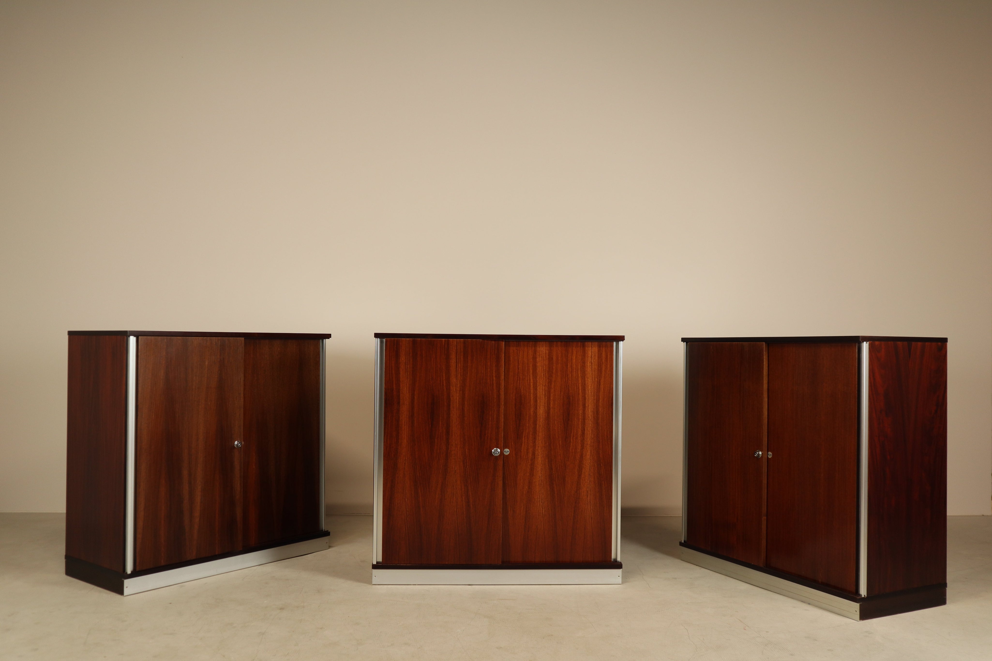 MIM_Roma_filing_cabinet_in_Rosewood_by_Ennio_Fazioli_and_Ico_Parisi,_1970s