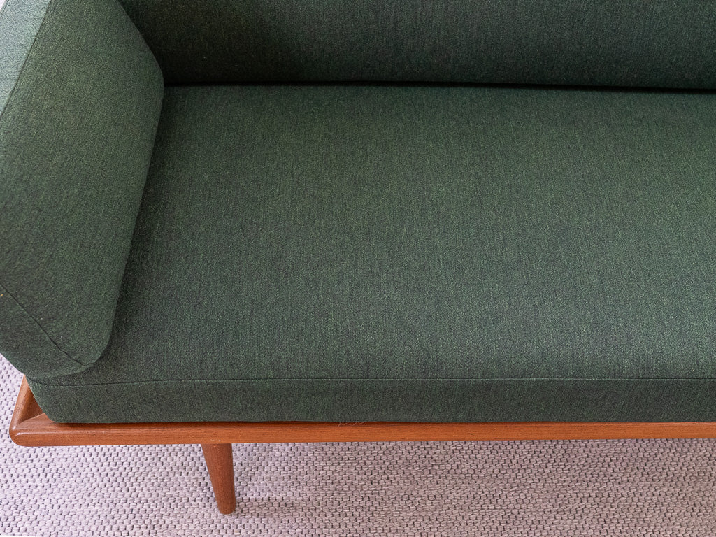 1950s_Minerva_Sofa_by_Peter_Hvidt_and_Orla_Mølgaard_Nielsen_for_France_and_Daverkosen,_Denmark