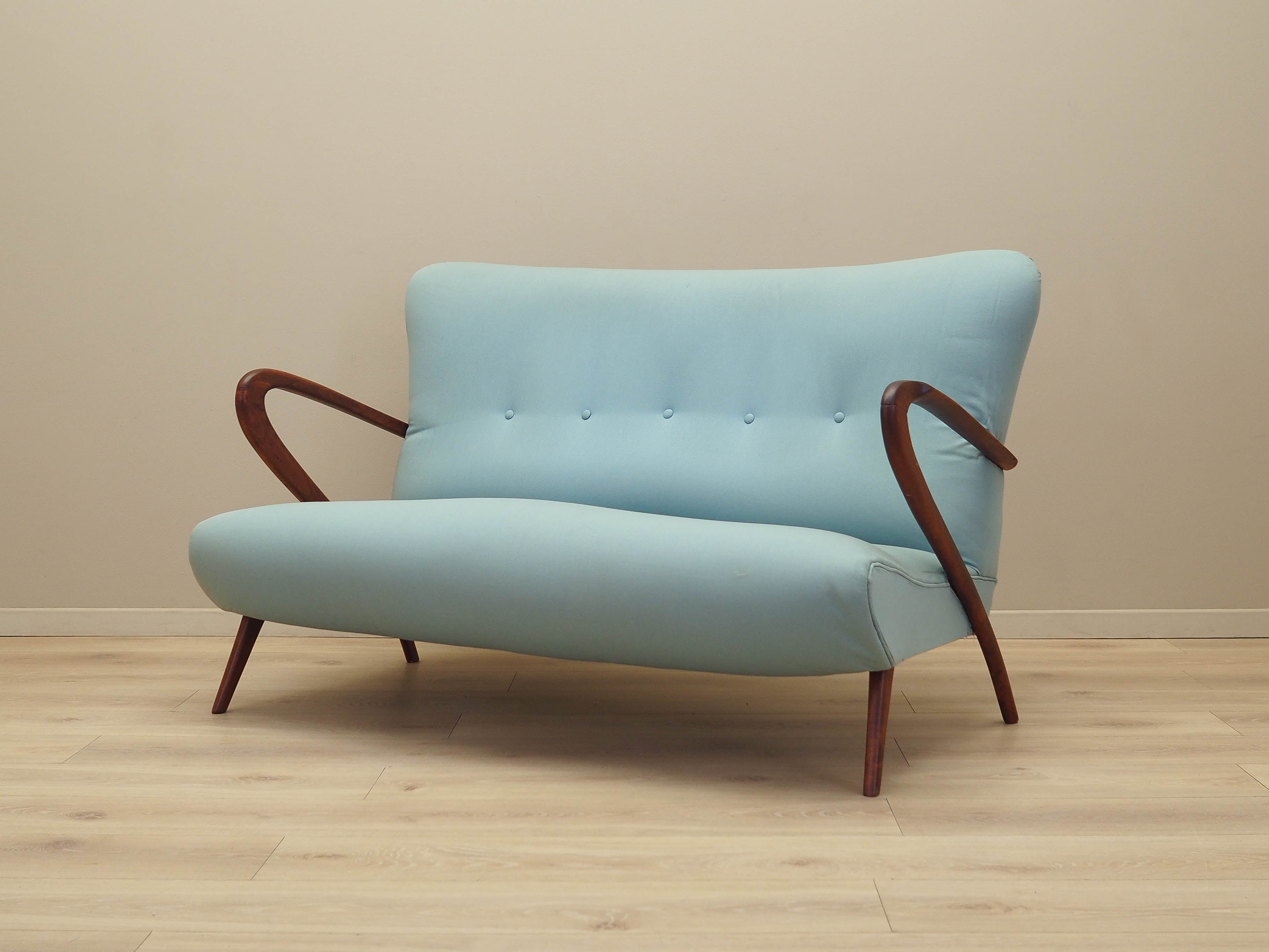 Italian_Mid-Century_Modern_Sofa_from_1970s,_Italy