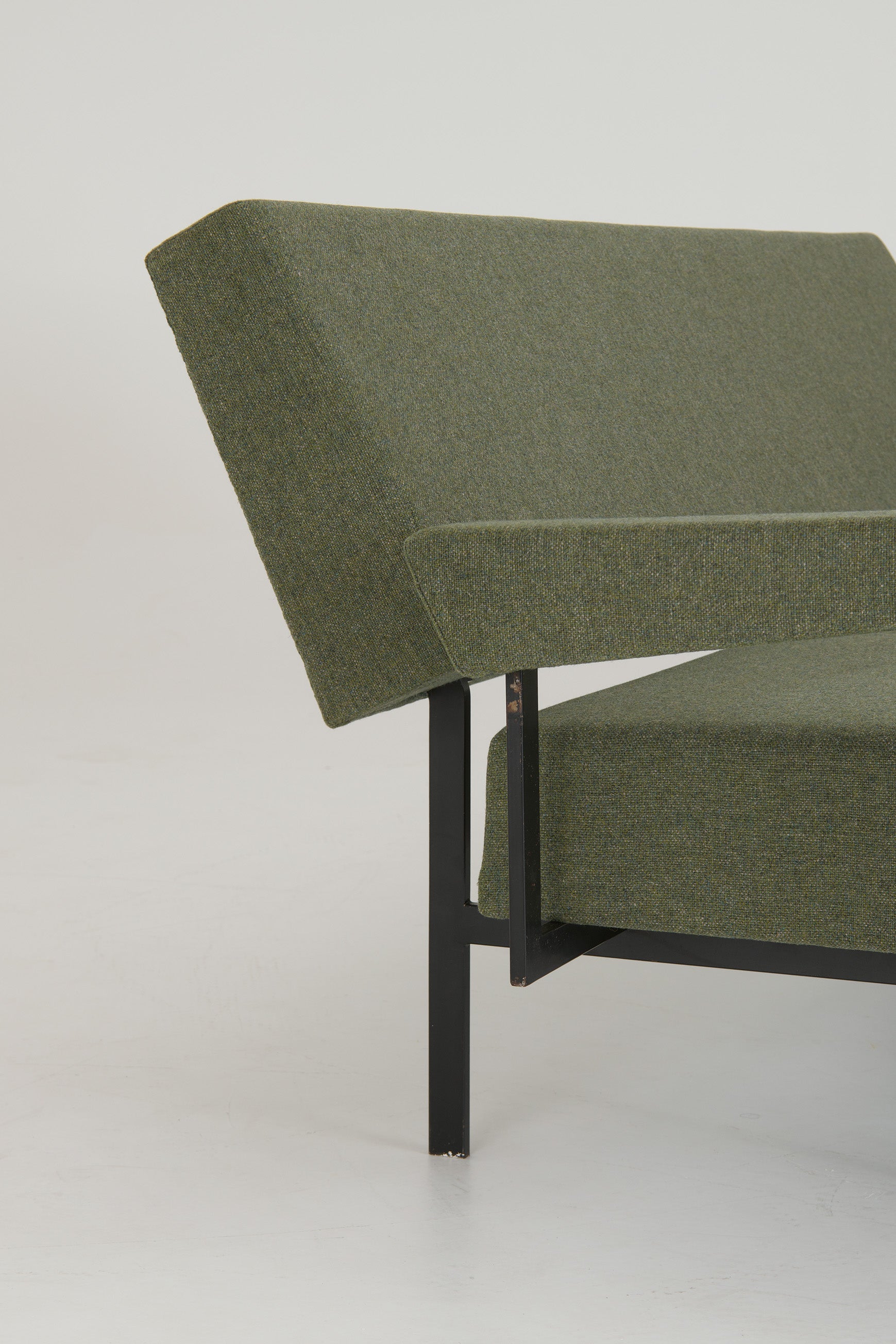 MM07_Sofa_by_Cees_Braakman_for_Pastoe,_Netherlands,_1958