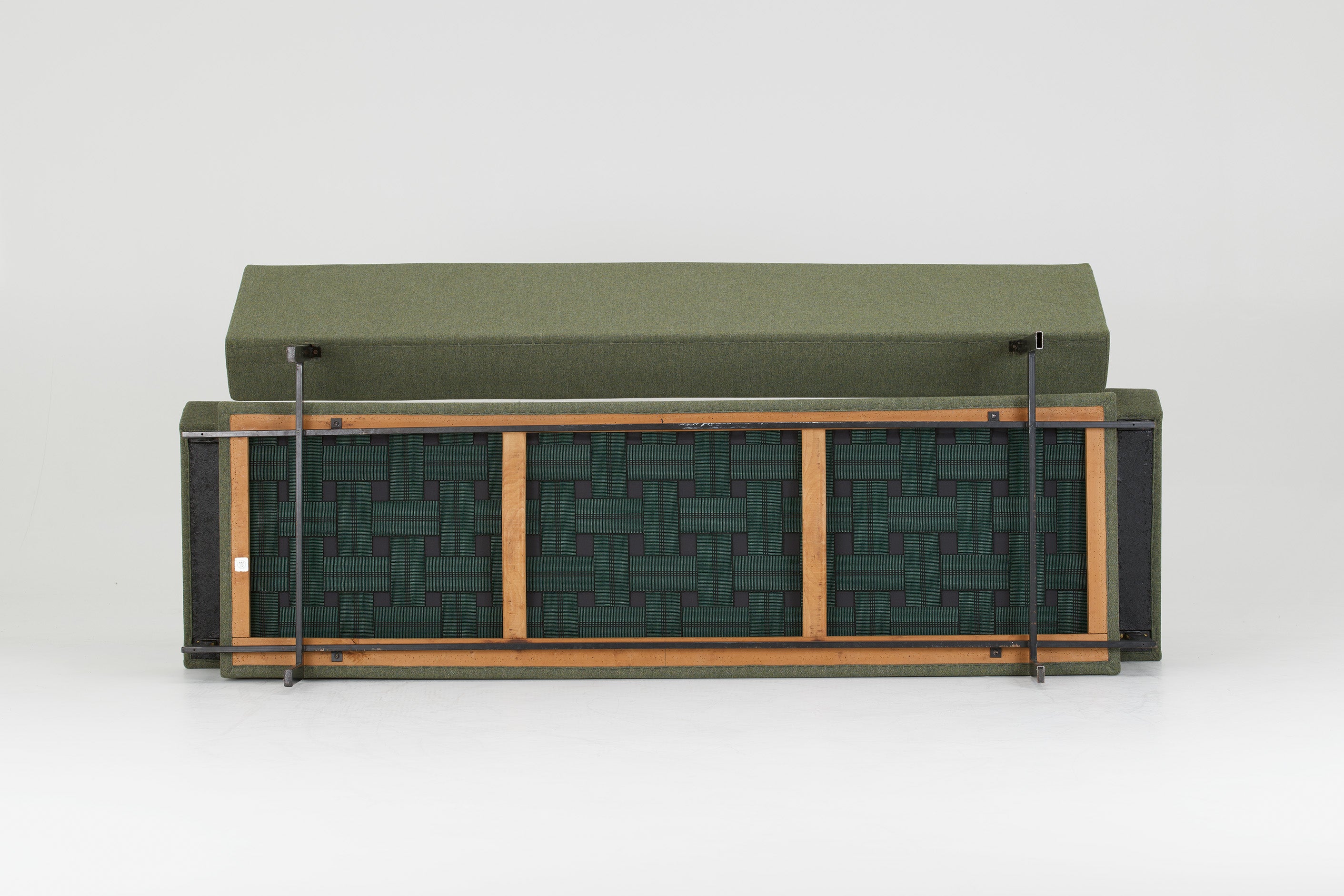 MM07_Sofa_by_Cees_Braakman_for_Pastoe,_Netherlands,_1958