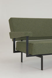 MM07_Sofa_by_Cees_Braakman_for_Pastoe,_Netherlands,_1958