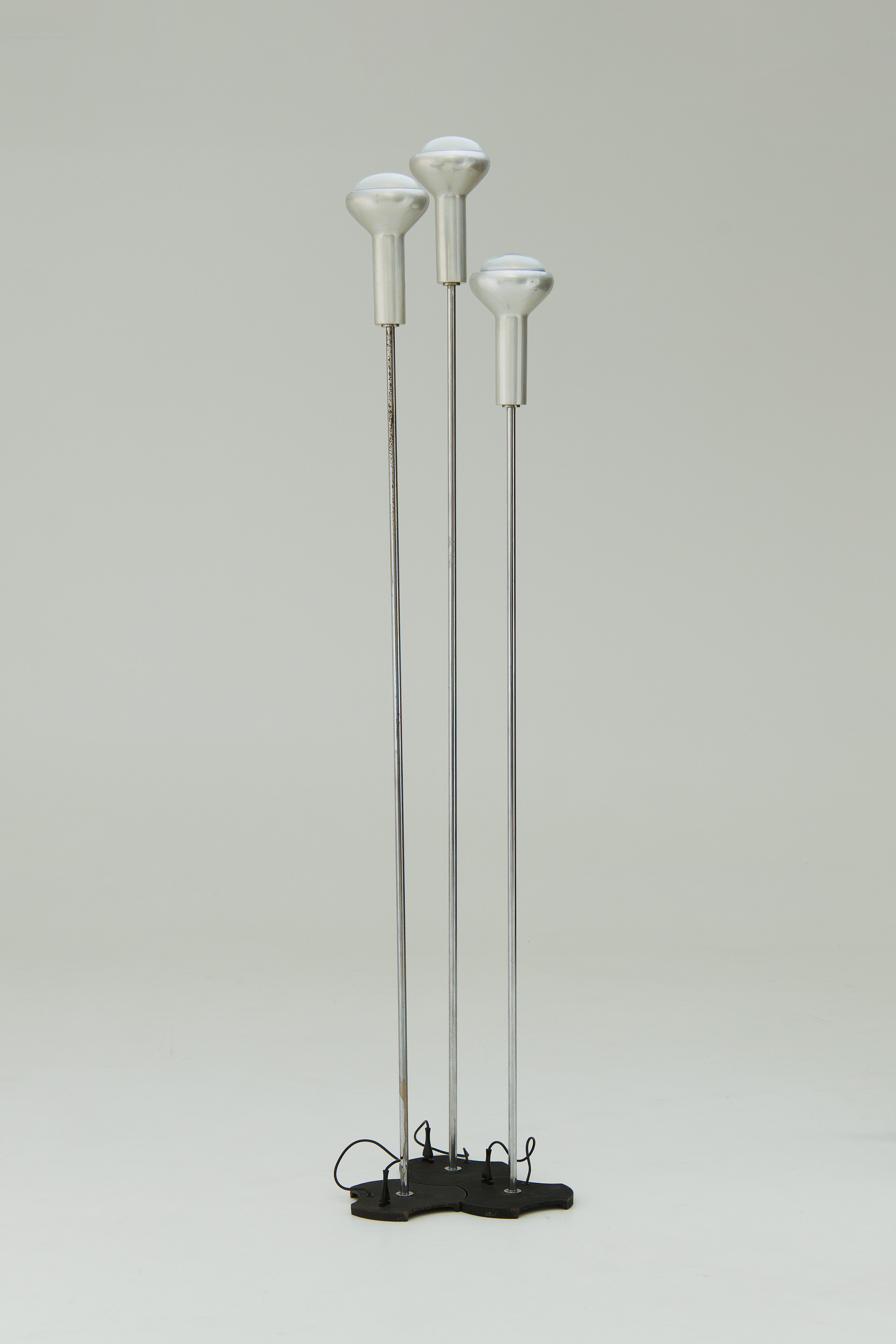 Model_1073/3_Floor_Lamp_Set_by_Gino_Sarfatti_for_Arteluce,_1956,_Italy