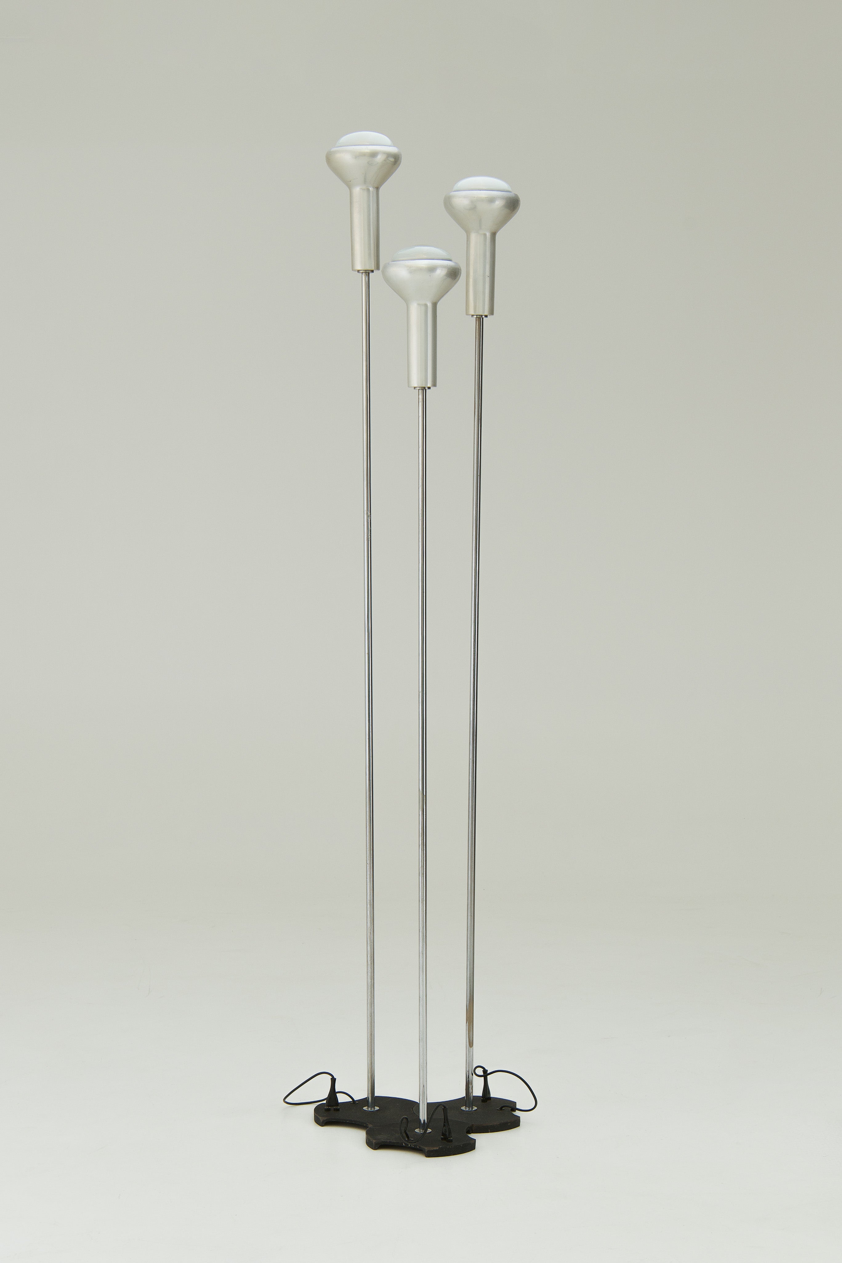 Model_1073/3_Floor_Lamp_Set_by_Gino_Sarfatti_for_Arteluce,_1956,_Italy