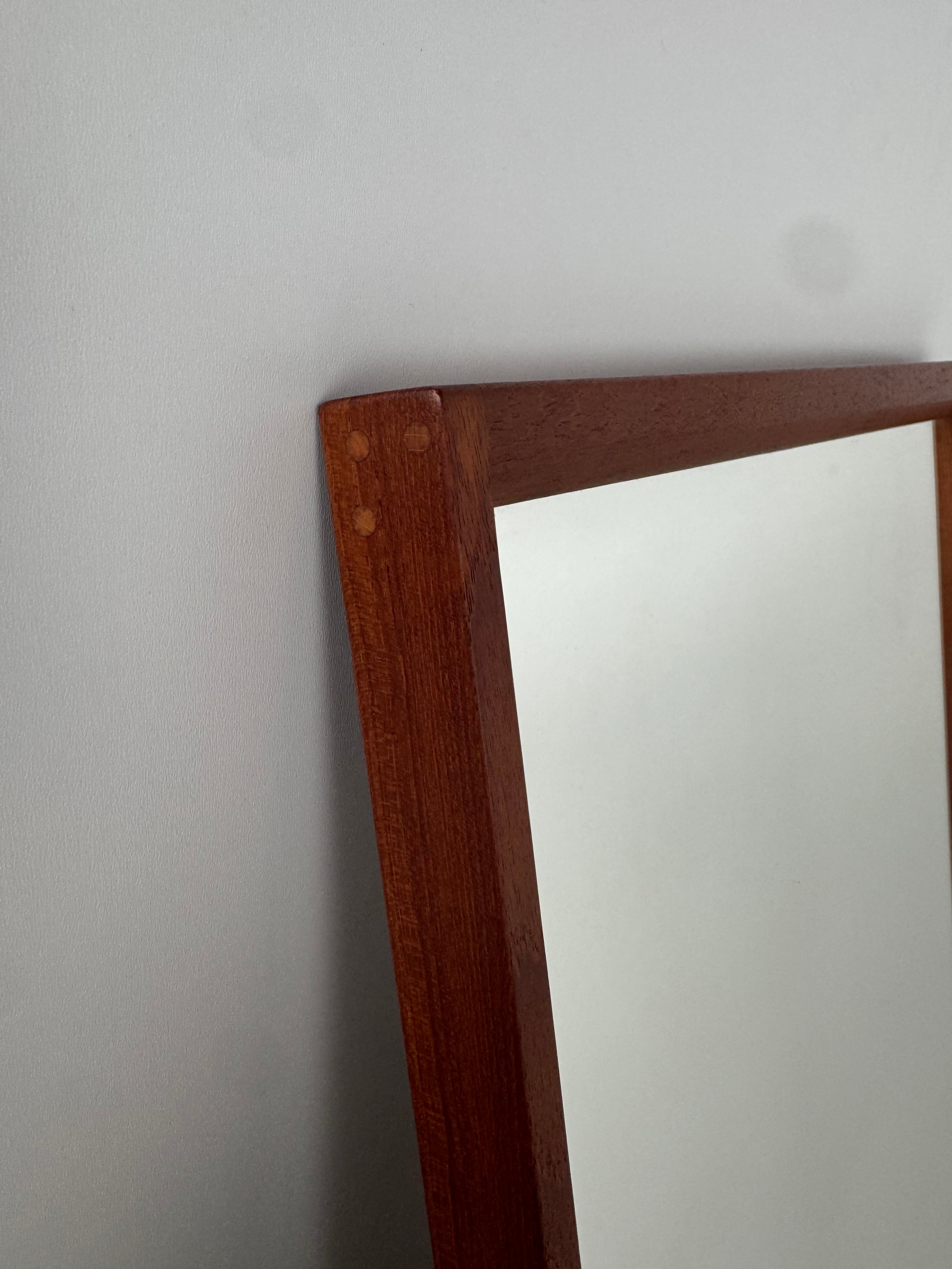 Model_145_Teak_Wall_Mirror_by_Aksel_Kjersgaard,_Denmark,_1960s