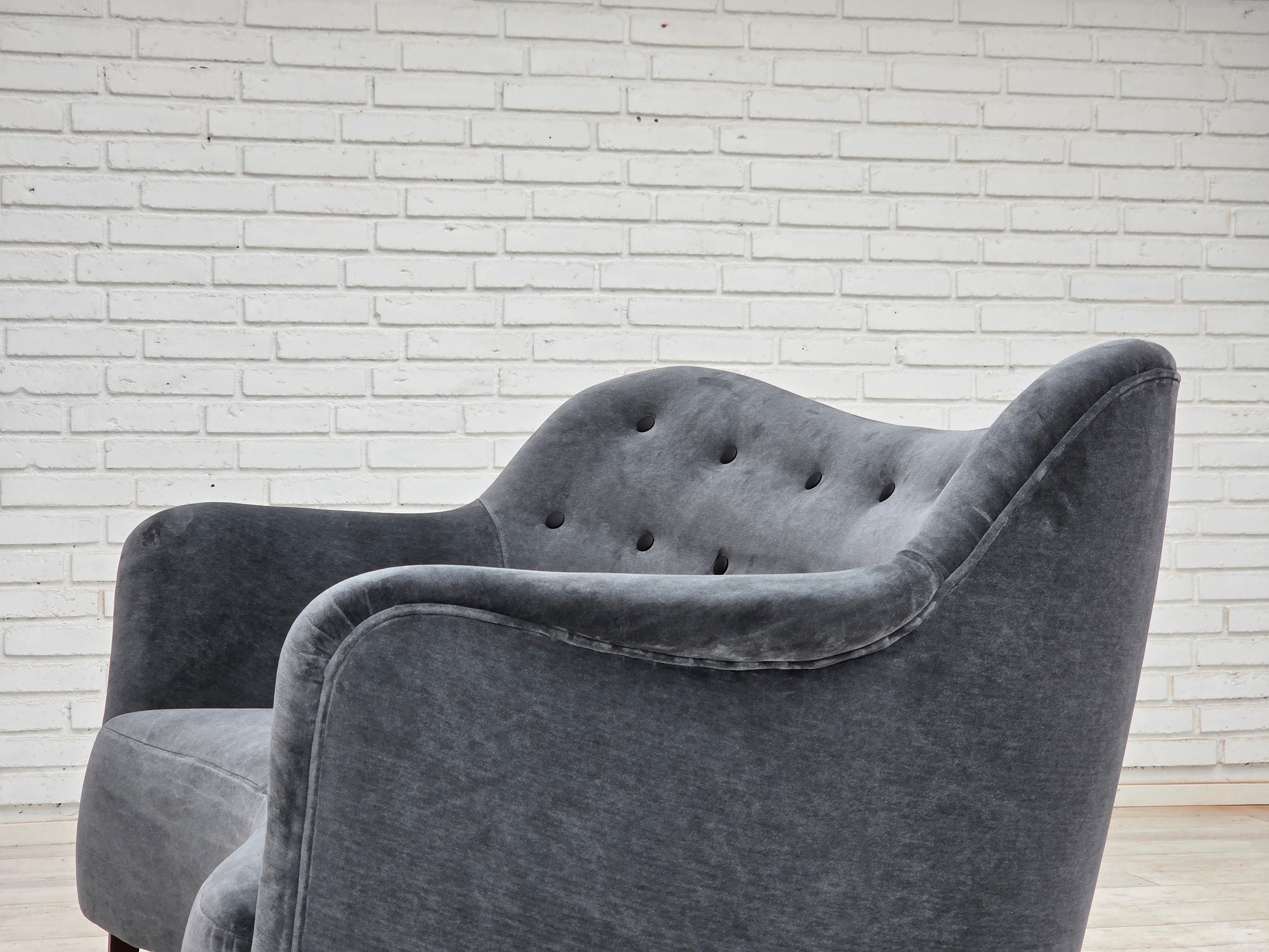 Model_185_Sofa_by_Slagelse_Møbelværk_from_1960s_Denmark