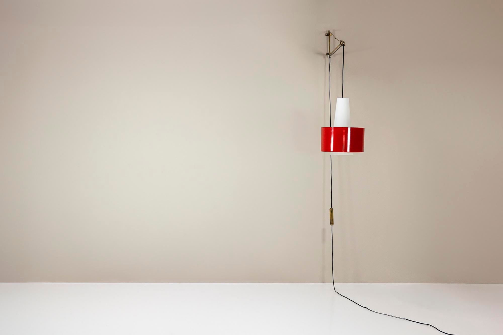 Model_2601_Wall_Lamp_by_Gaetano_Sciolari_for_Stilnovo