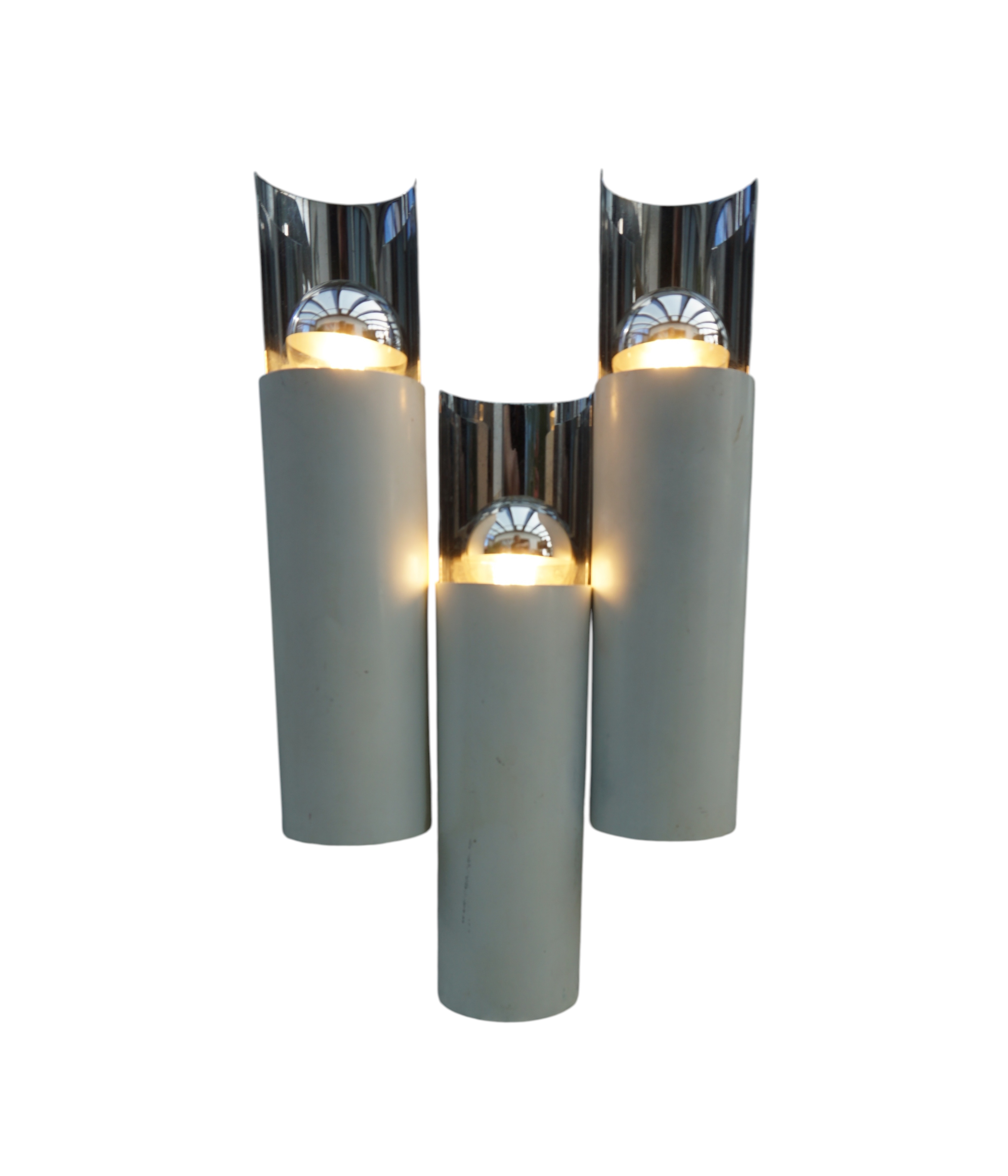 Model_2701_Three-Light_Wall_Lamp_by_Stilnovo,_Italian_Space_Age_Chrome_Wall_Sconce,_1970s