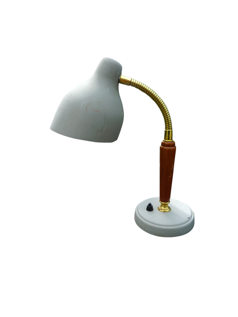Model_5362_Desk_Lamp_by_EOS_Nässjö,_Teak_and_Brass_Swedish_Mid_Century_Modern_Lamp,_1950s