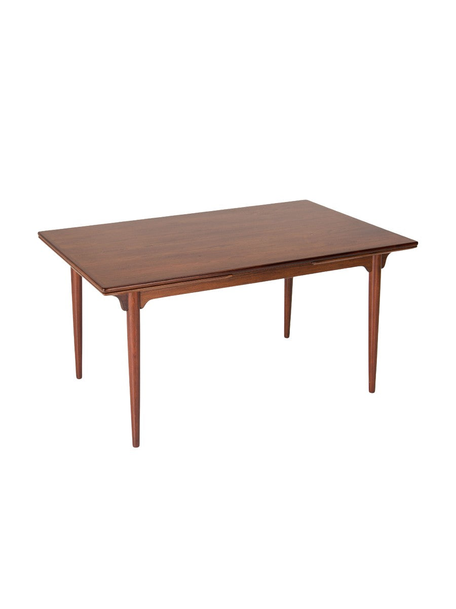 Model_54_-_Extendable_Dining_Table_-_Gunni_Omann