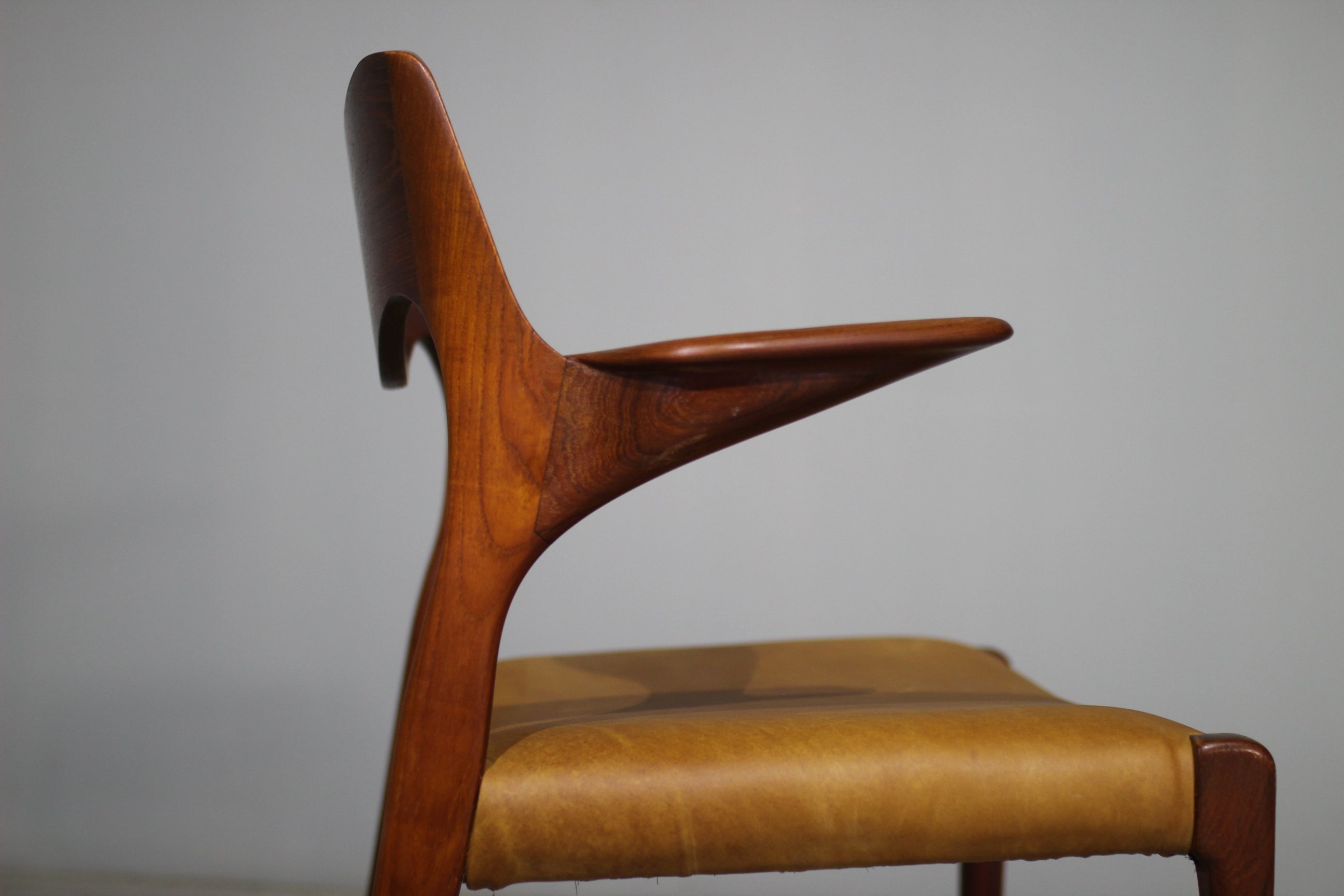 Model_55_Teak_Armchair_by_Niels_O._Møller_for_J.L._Møllers_Møbelfabrik,_Denmark_1951