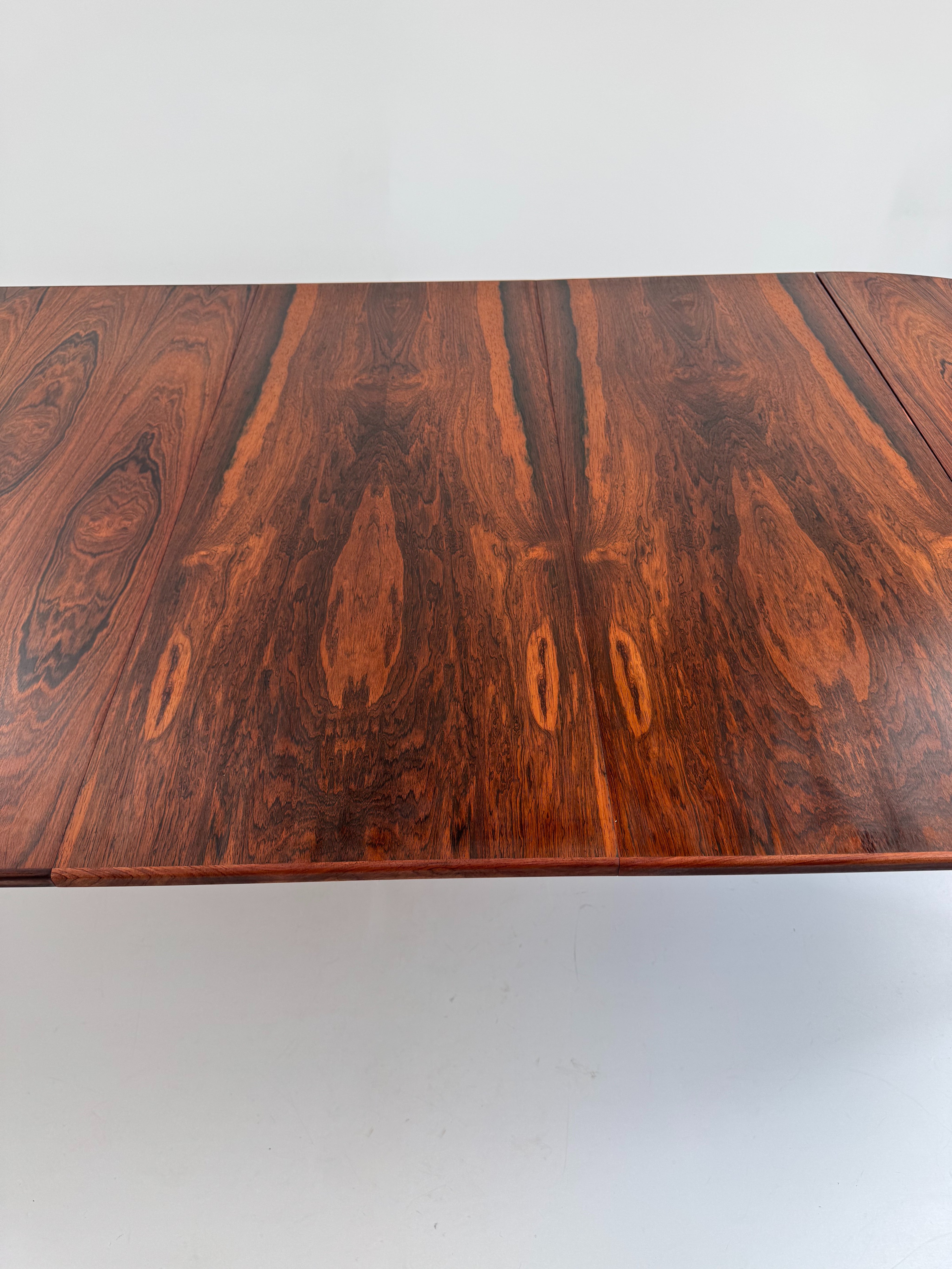Model_55_Extendable_Dining_Table_by_Gunni_Omann_for_Omann_Jun,_Rosewood,_Denmark,_1960s