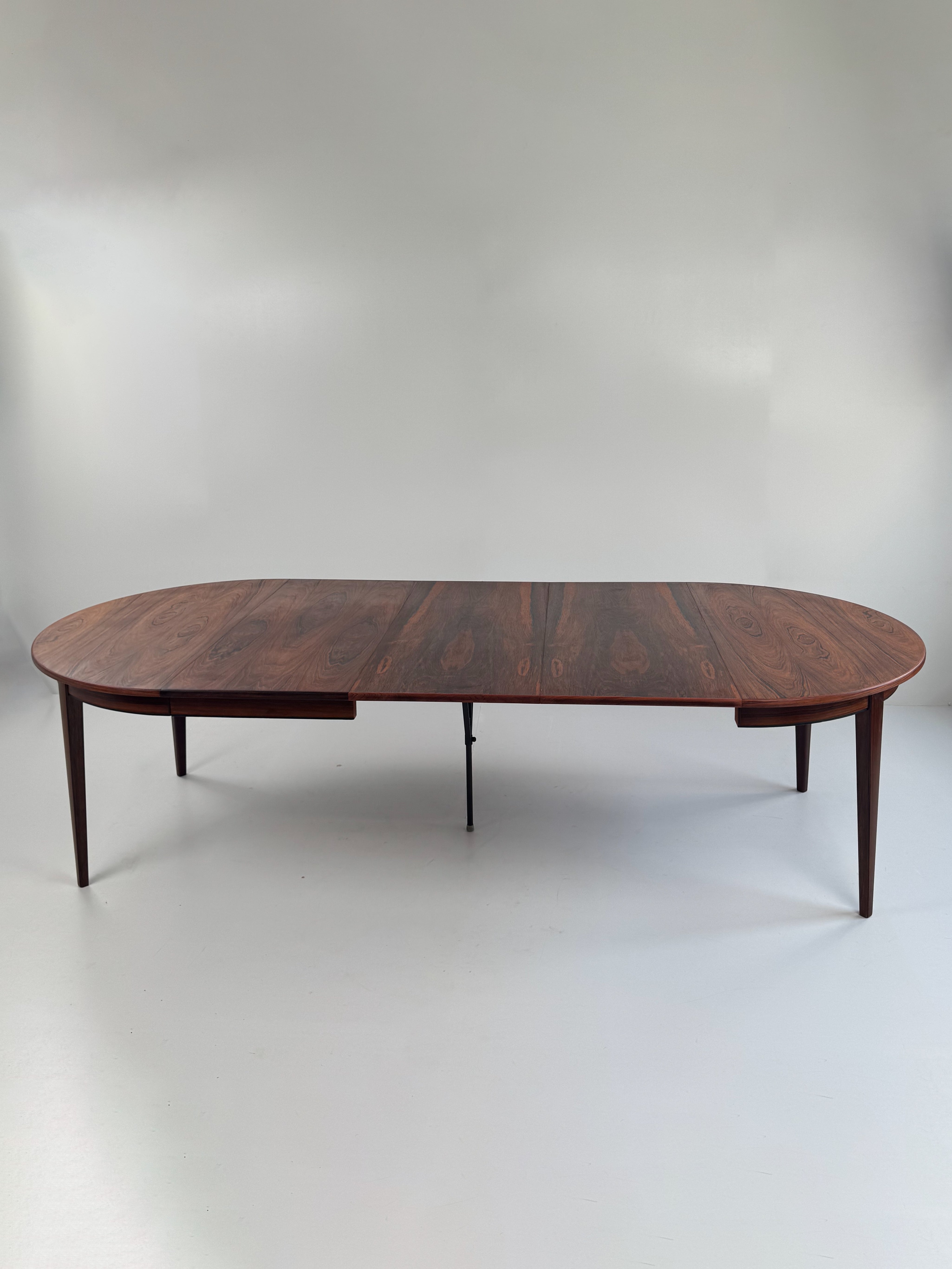 Model_55_Extendable_Dining_Table_by_Gunni_Omann_for_Omann_Jun,_Rosewood,_Denmark,_1960s
