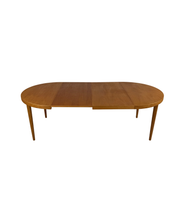 Model_56_Extendable_Dining_Table_by_Villy_Schou_Andersen,_Oak,_Denmark,_1960s