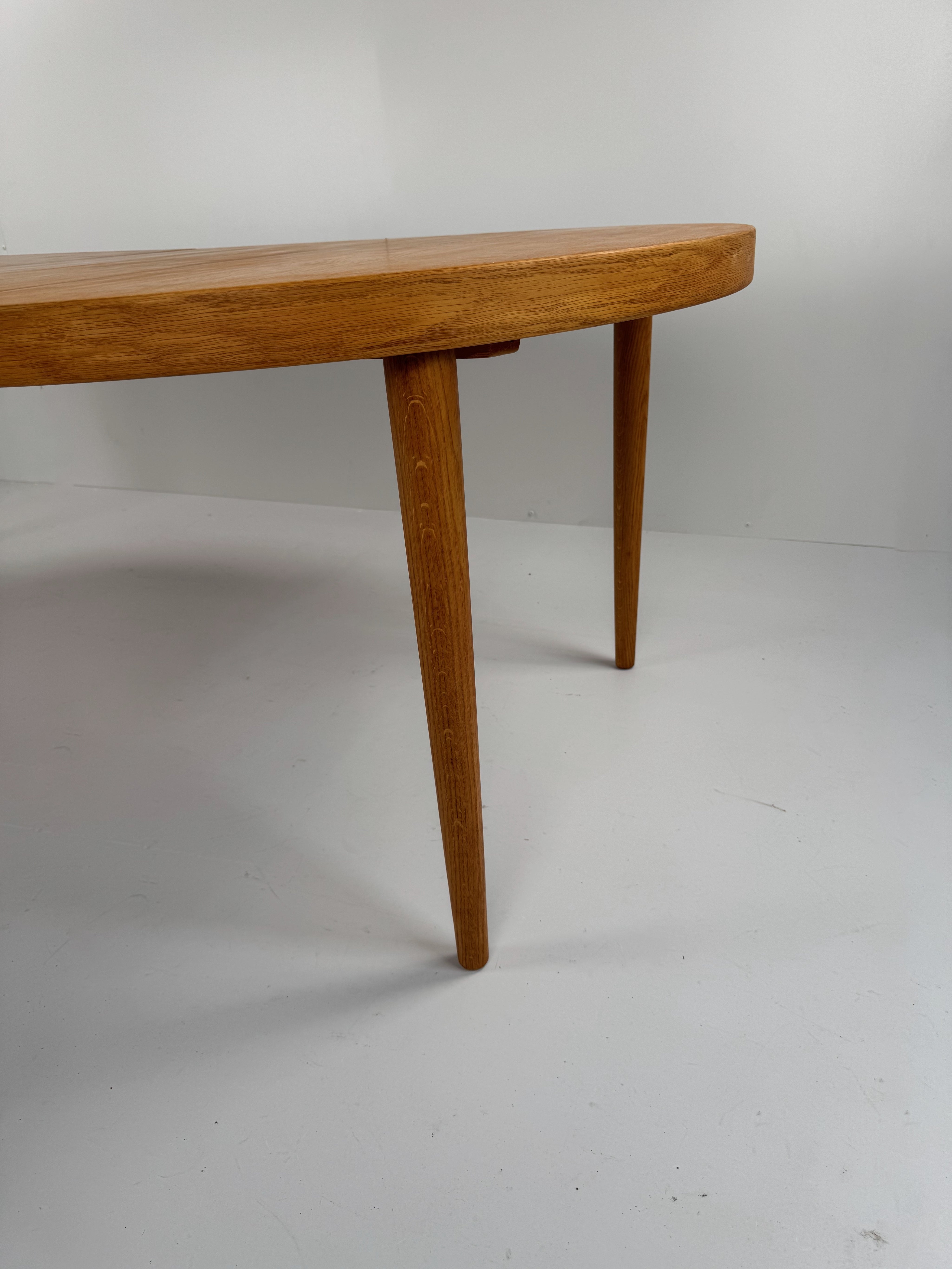Model_56_Extendable_Dining_Table,_Villy_Schou_Andersen,_Denmark,_1960s
