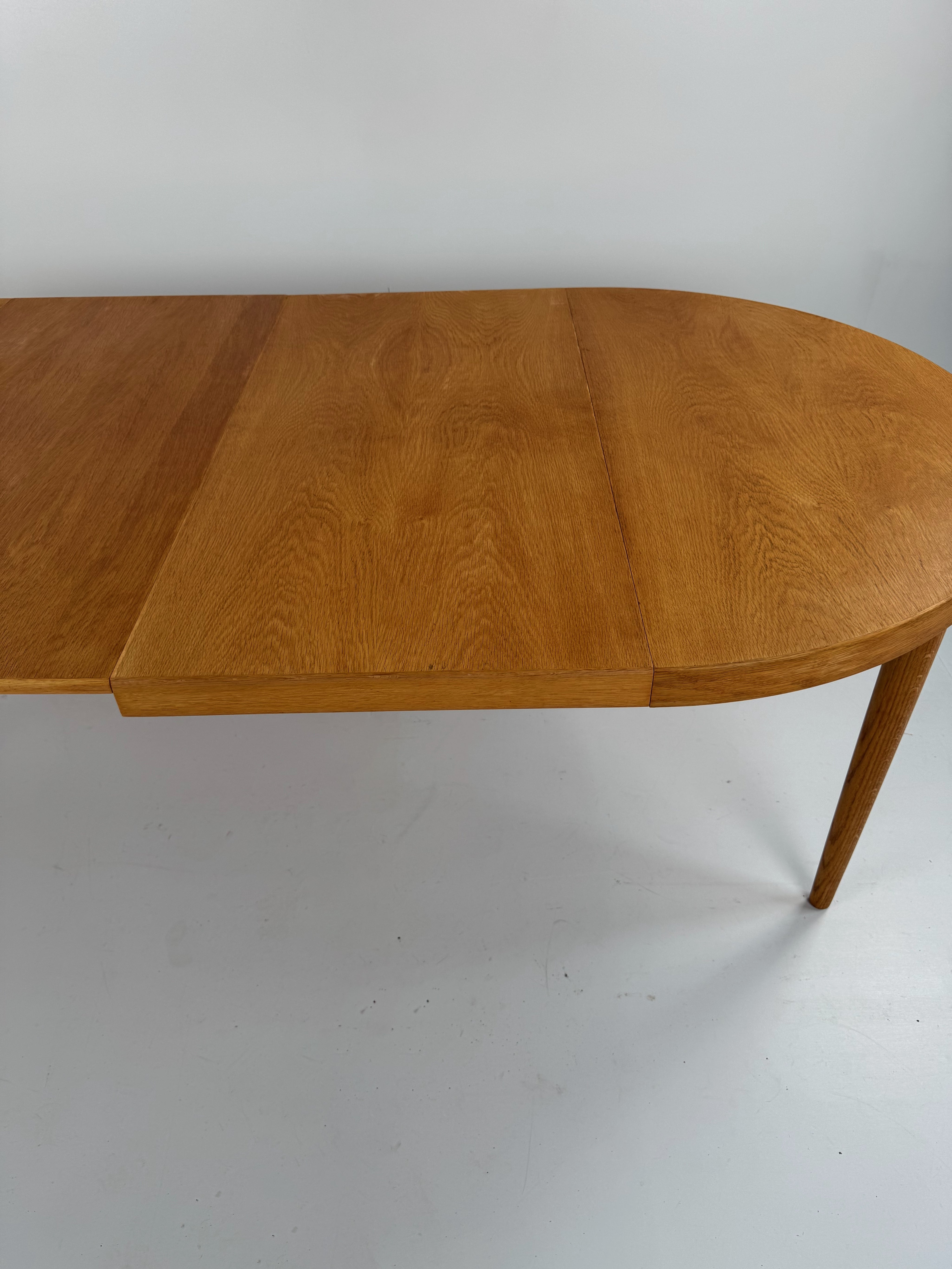 Model_56_Extendable_Dining_Table,_Villy_Schou_Andersen,_Denmark,_1960s