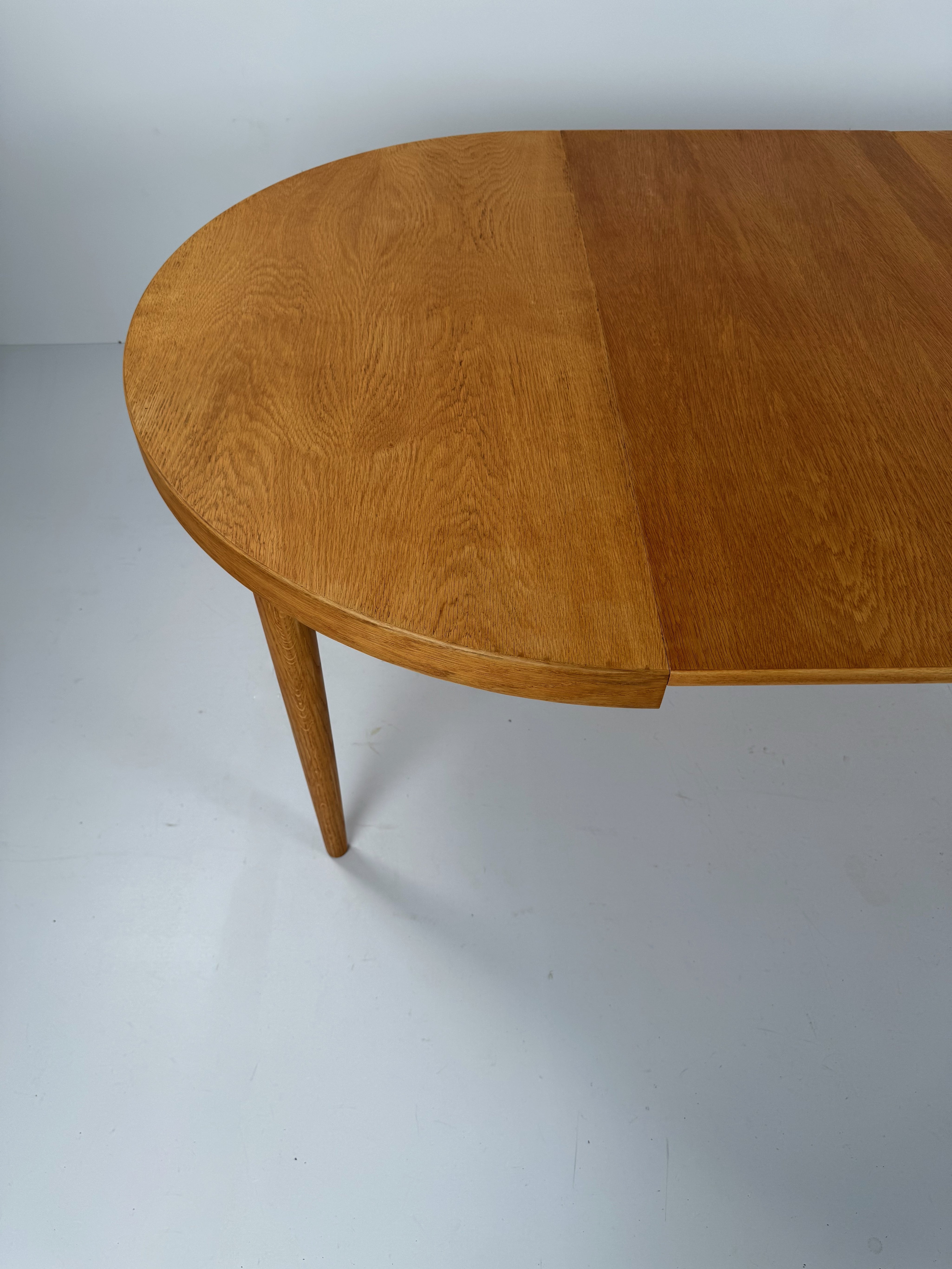 Model_56_Extendable_Dining_Table,_Villy_Schou_Andersen,_Denmark,_1960s