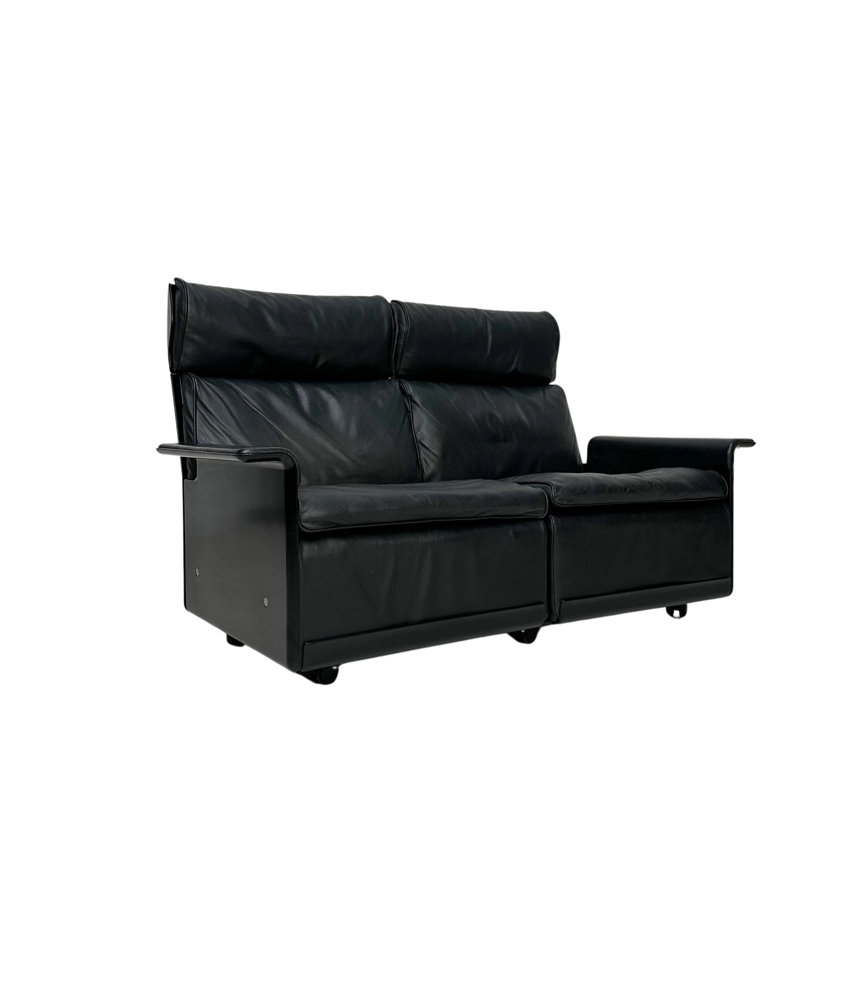 Model_620_Two-Seater_Leather_Sofa_by_Dieter_Rams_for_Vitsoe,_Black,_Germany,_1970s–1980s