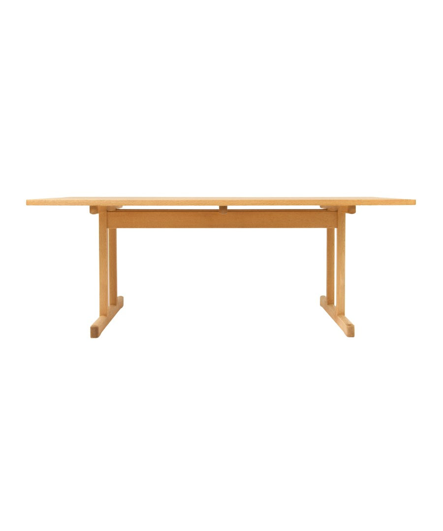 Model_6286_Shaker_Dining_Table_by_Børge_Mogensen_for_Fredericia_Stolefabrik