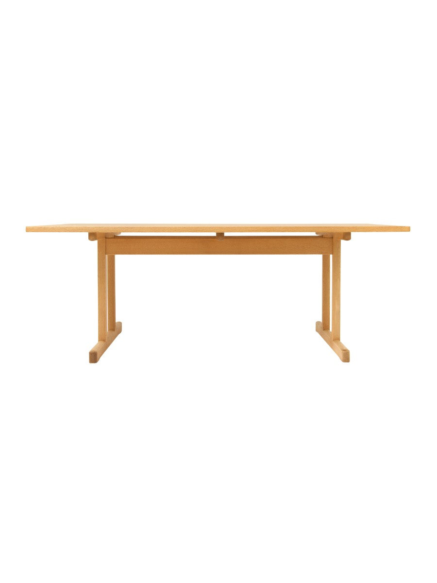 Model_6286_Shaker_Dining_Table_by_Børge_Mogensen_for_Fredericia_Stolefabrik