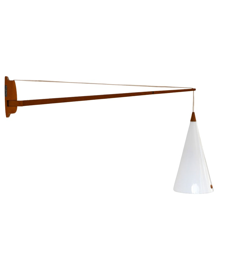 Model_734_Wall_Lamp_by_Uno_&_Östen_Kristiansson_for_Luxus,_Scandinavian_Modern,_1960s,_Sweden