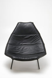 Model_F585_Sledge_Easy_Chair_by_Geoffrey_Harcourt