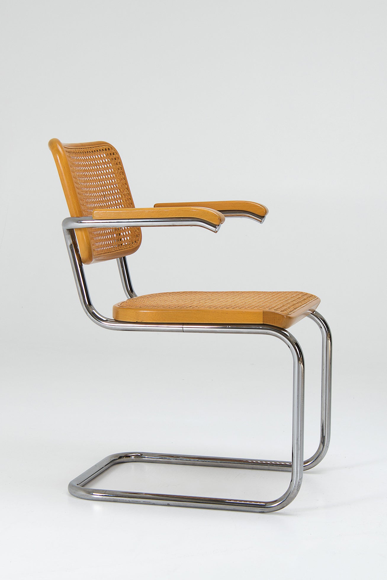 Model_S64_Arm_Chair_by_Marcel_Breuer_for_Thonet