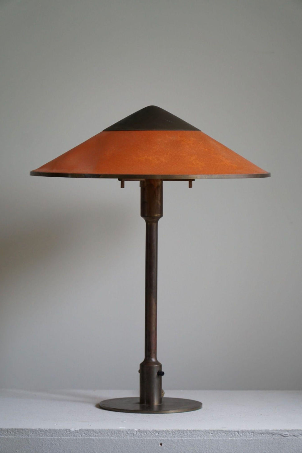 Model_T3_Table_Lamp_by_Niels_Rasmussen_Thykier,_Danish_Modern,_Made_in_1930s