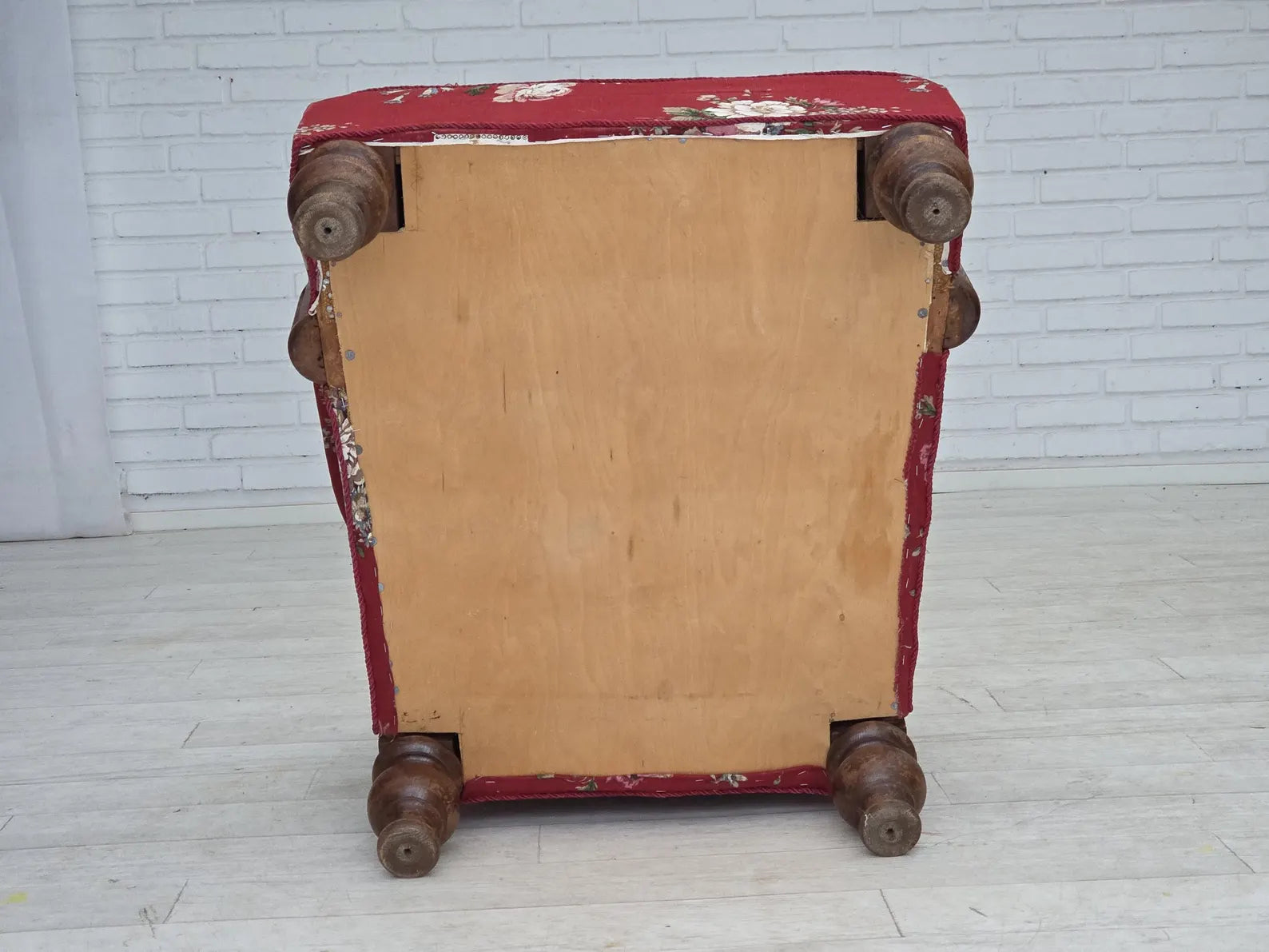 Modern_Lounge_Chair,_Bleached_Oak_&_Original_Cover,_1920s_Denmark