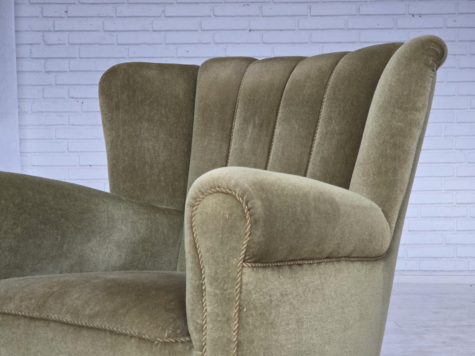 Modern_Lounge_Chair,_Green_Velour_&_Beech_Wood,_1960s_Denmark