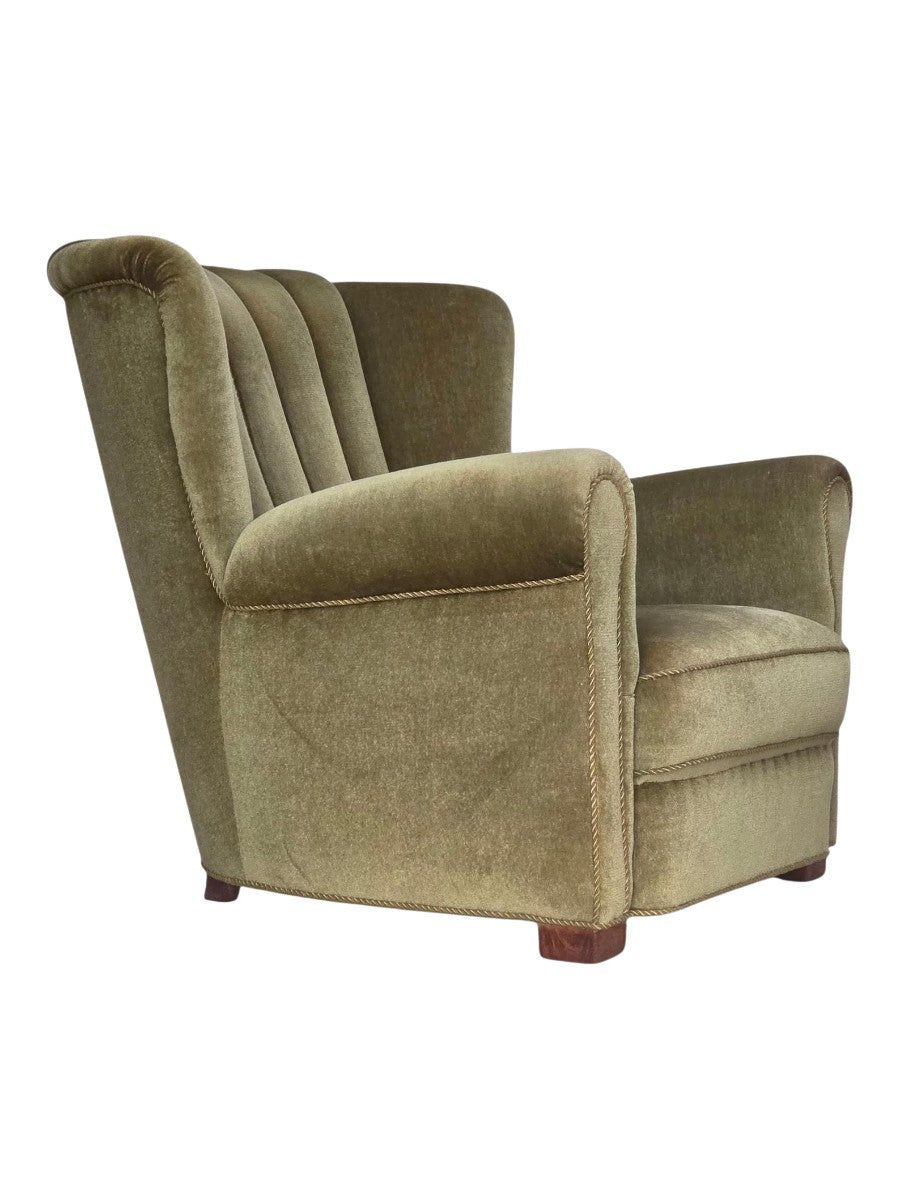 Modern_Lounge_Chair,_Green_Velour_&_Beech_Wood,_1960s_Denmark