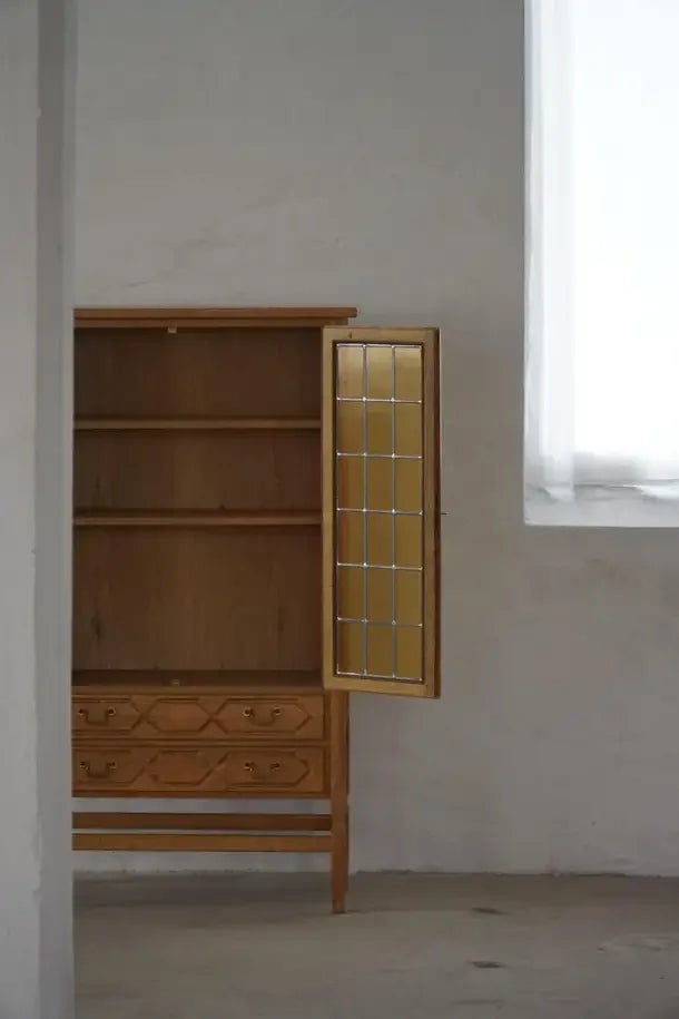 Modern_Oak_Display_Cabinet_with_Leaded_Glass_Doors,_Danish_Cabinetmaker_Crafted_Showcase