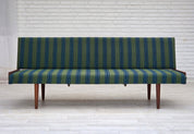 Modern_Sofa_to_Bed,_Upholstery,_1970s_Denmark
