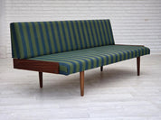 Modern_Sofa_to_Bed,_Upholstery,_1970s_Denmark
