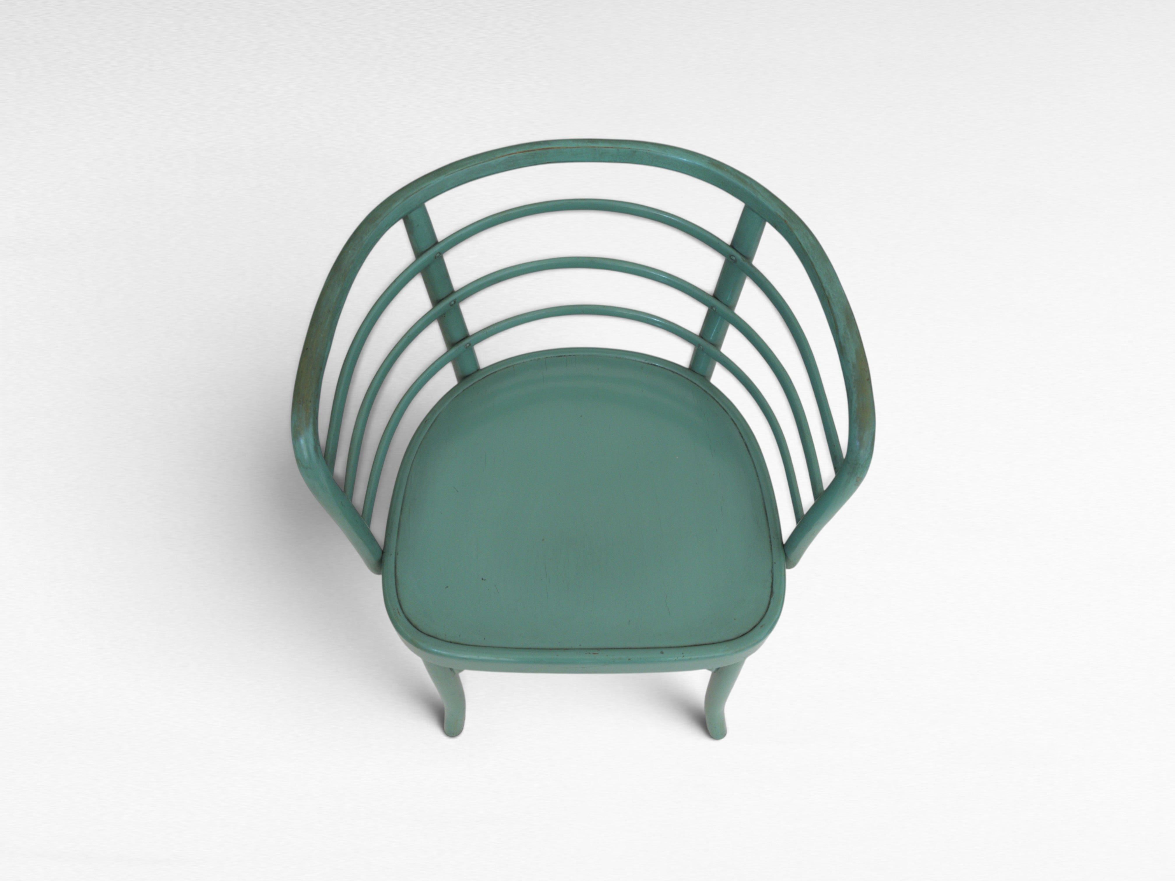 Set_of_Thonet_B_246_Armchairs_and_T_142_Coffee_Table_Attributed_to_Josef_Frank,_1930s