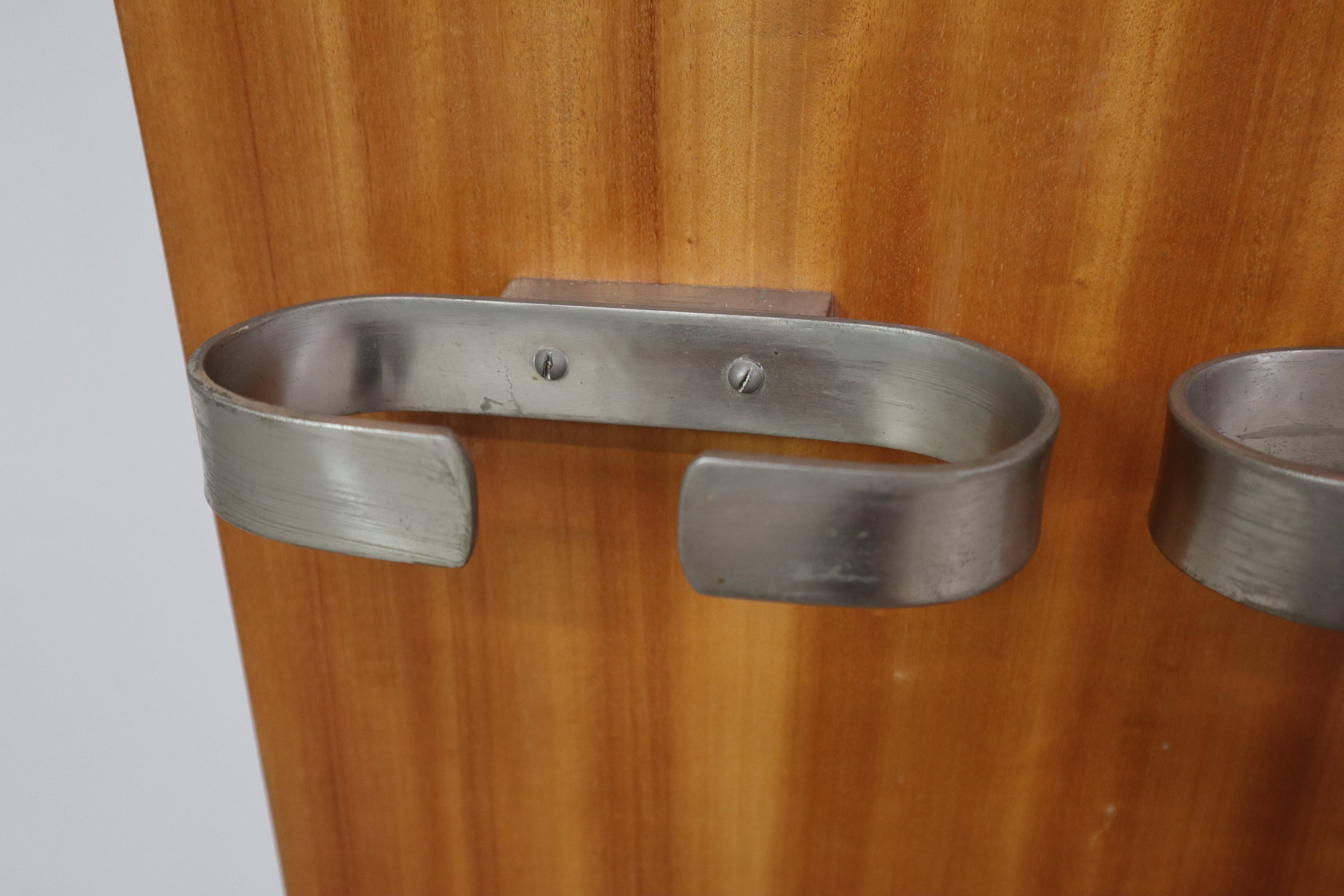 Modernist_wall-mounted_cloakroom_in_Teak,_Aluminium_&_Nickel-plated_Brass,_1950s