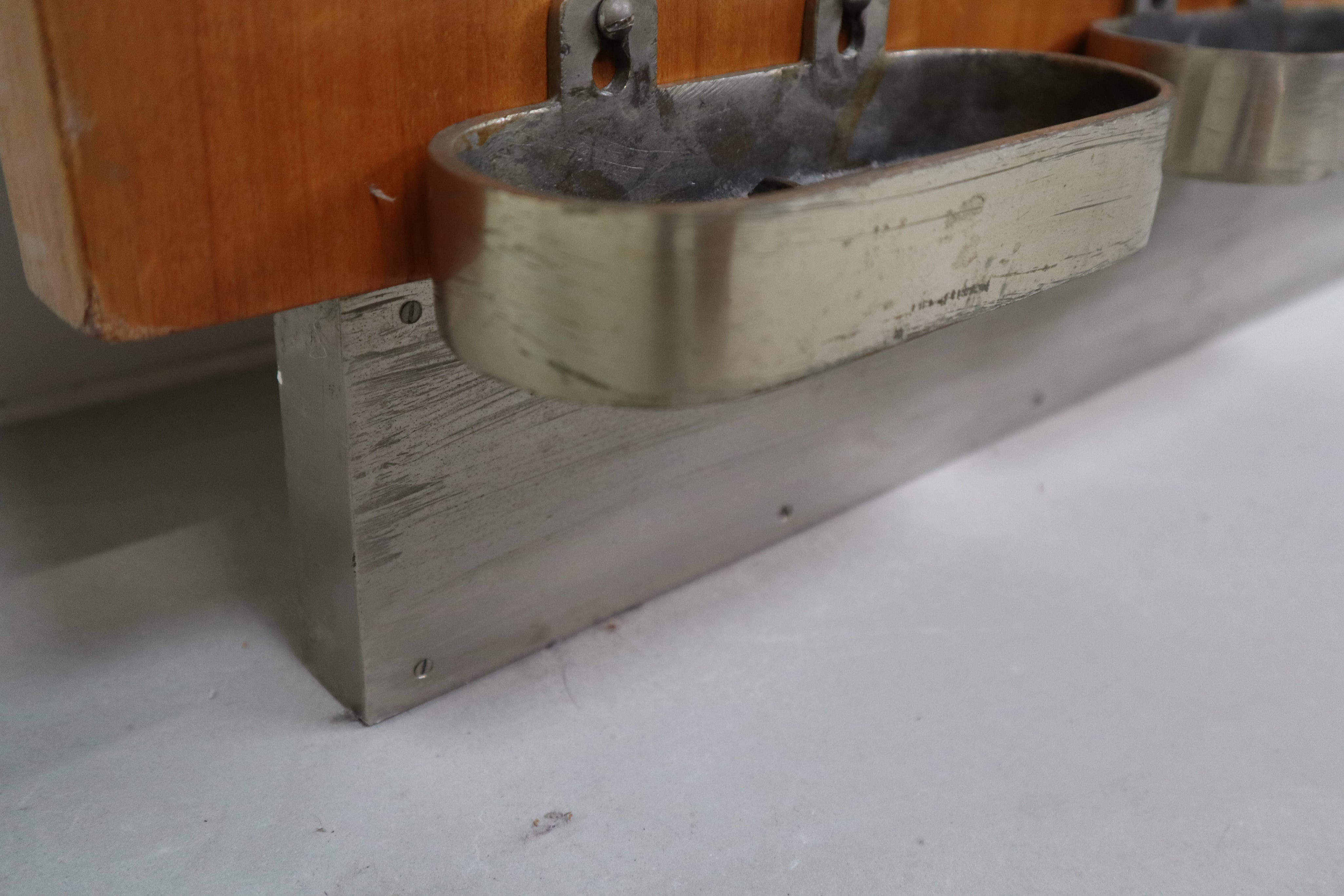 Modernist_wall-mounted_cloakroom_in_Teak,_Aluminium_&_Nickel-plated_Brass,_1950s