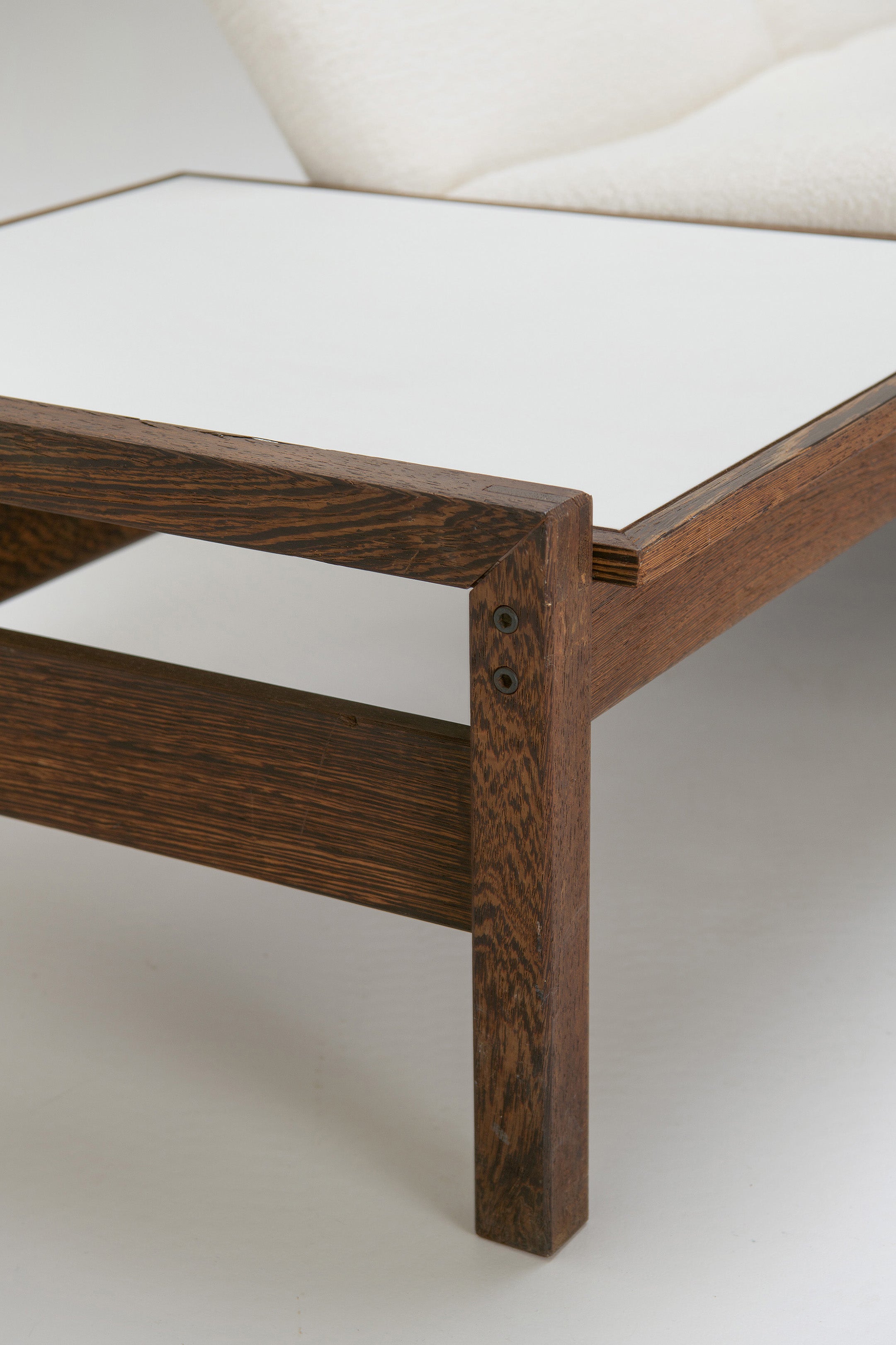 Set_of_Modular_Seating_by_Georges_Van_Rijck