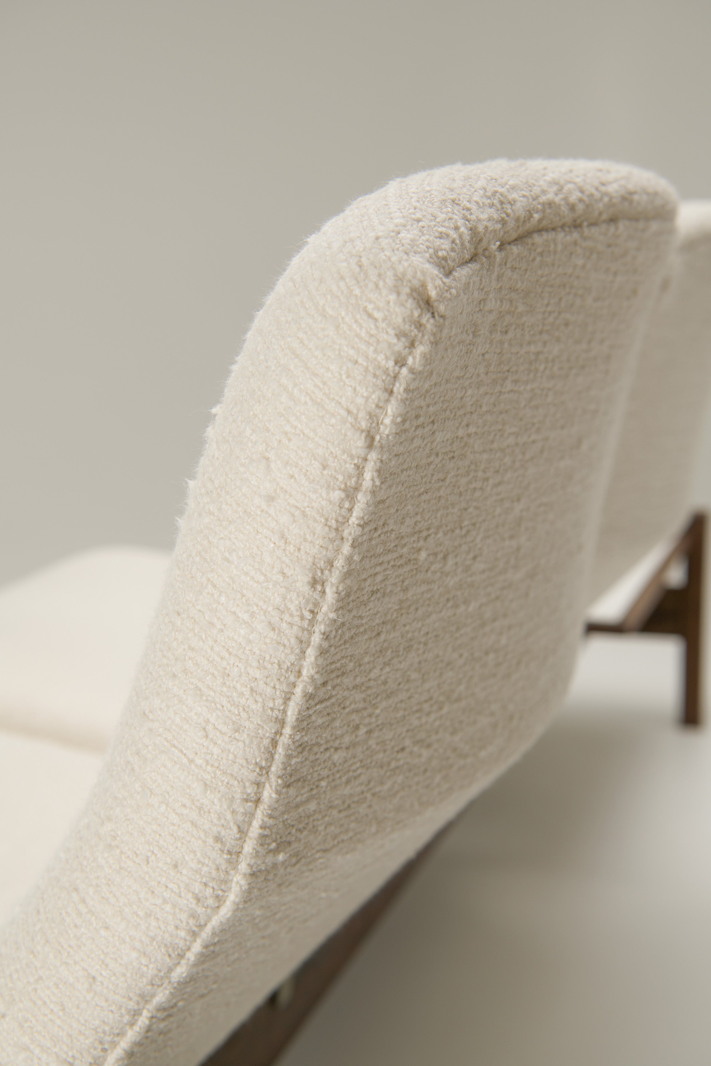 Set_of_Modular_Seating_by_Georges_Van_Rijck