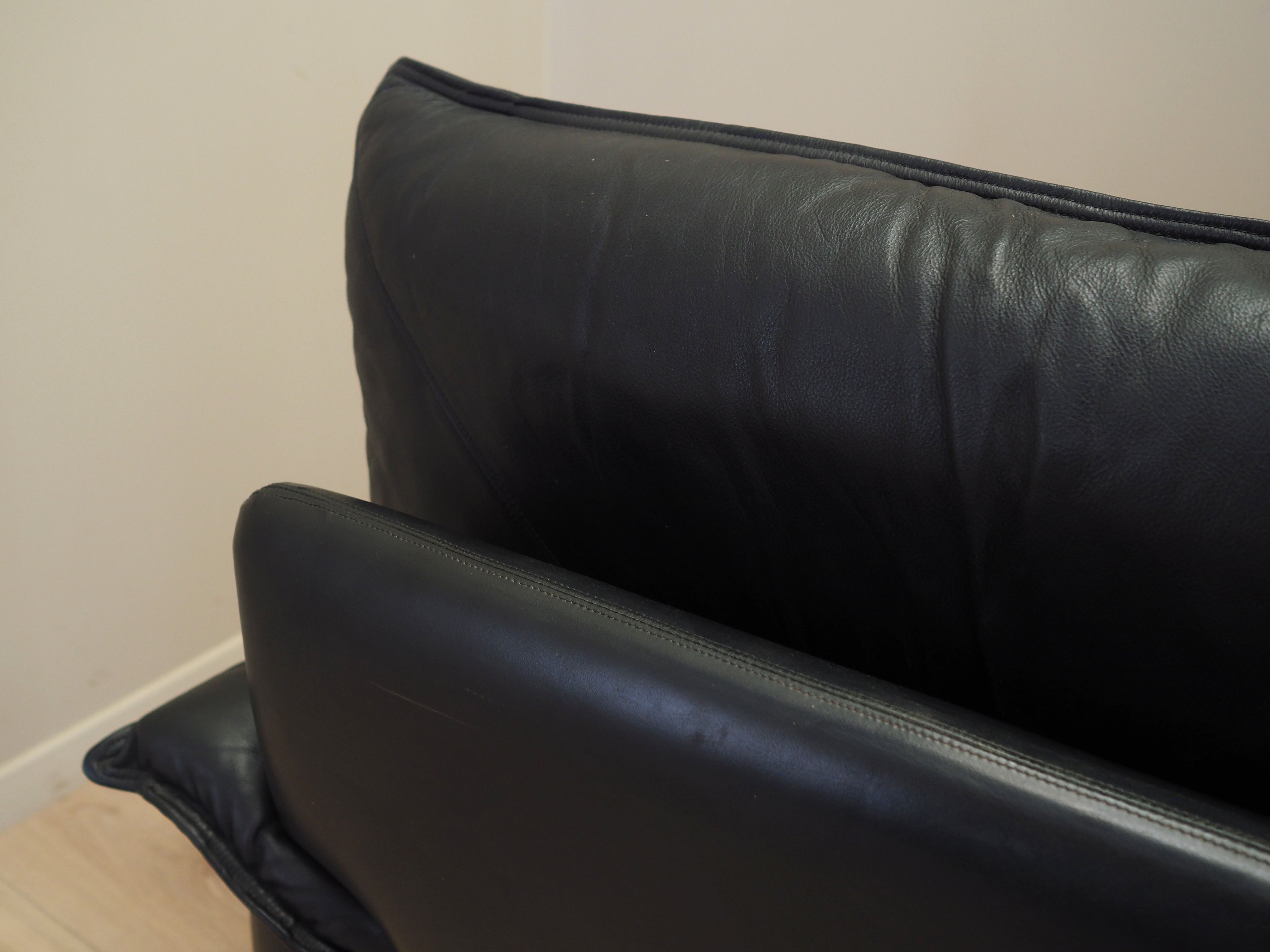 Set_of_4_Italian_Modular_Leather_Sofa_from_1960s,_Italy